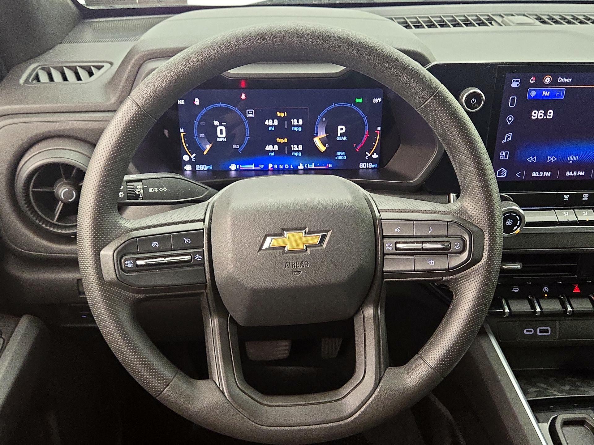 Thumbnail: 2024 Chevrolet Colorado - 10
