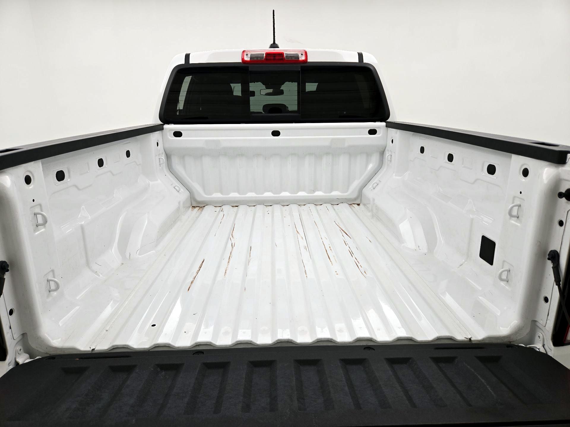 Thumbnail: 2024 Chevrolet Colorado - 20