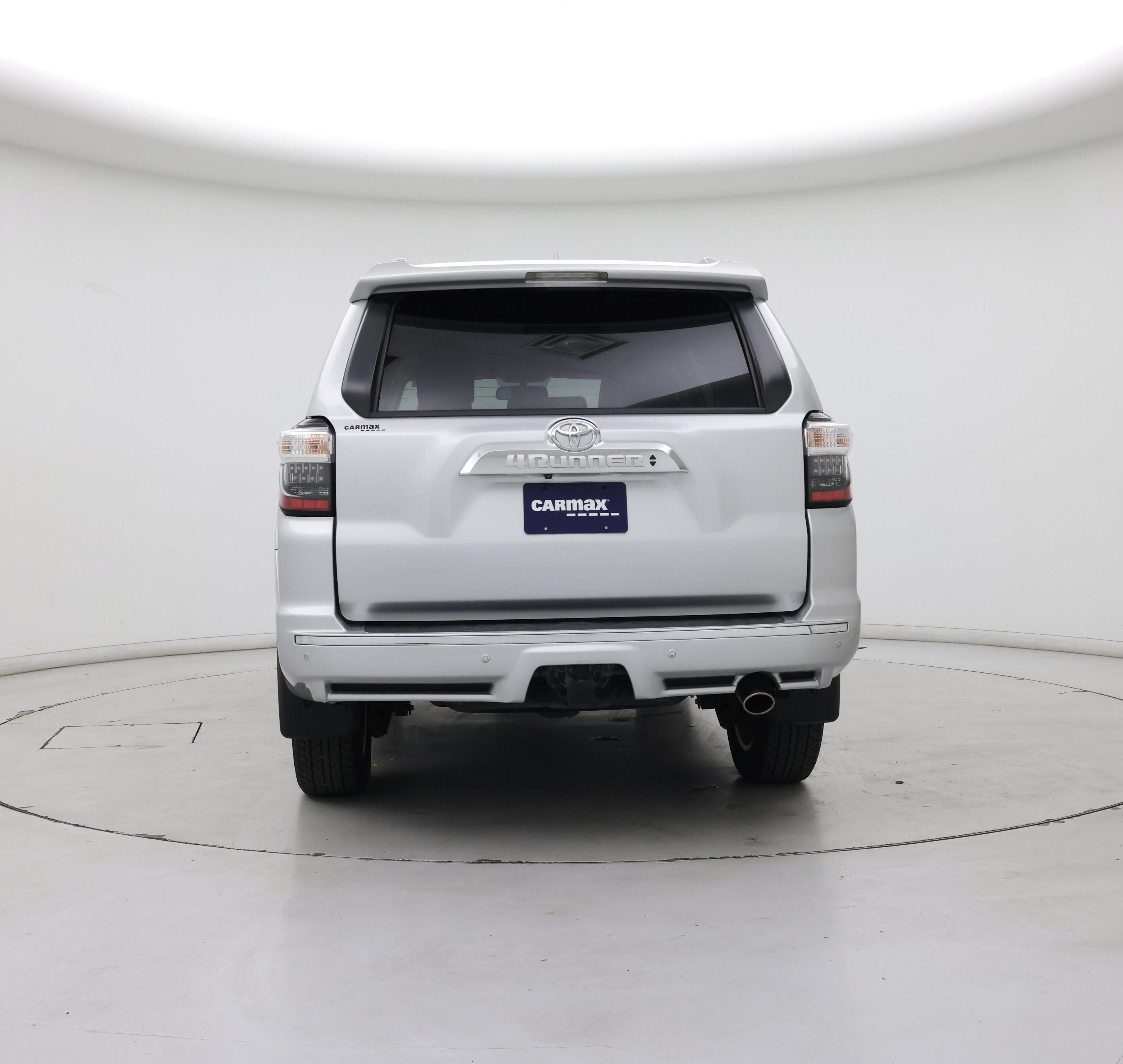 Thumbnail: 2017 Toyota 4Runner - 6