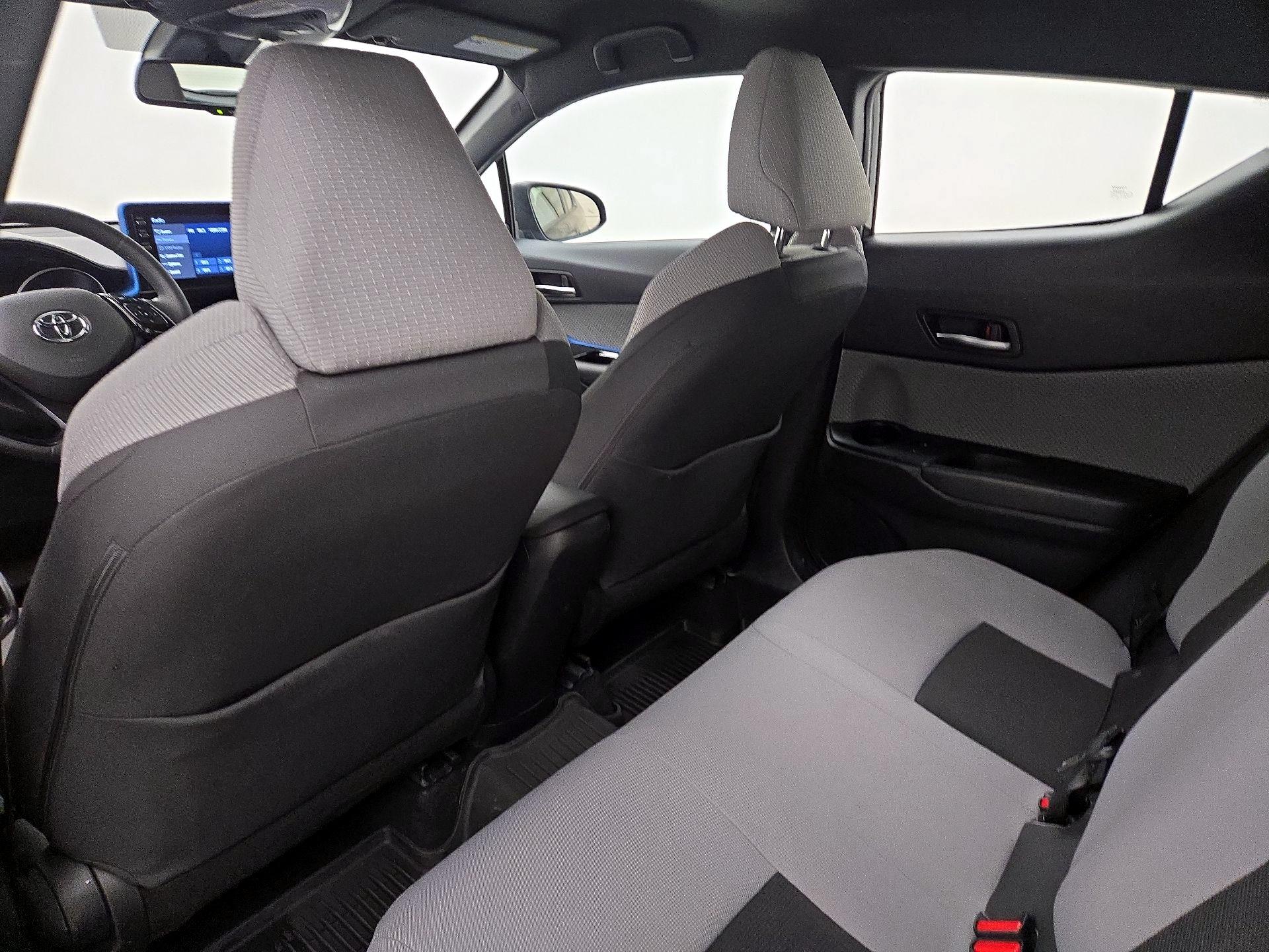 Thumbnail: 2019 Toyota C-HR - 19