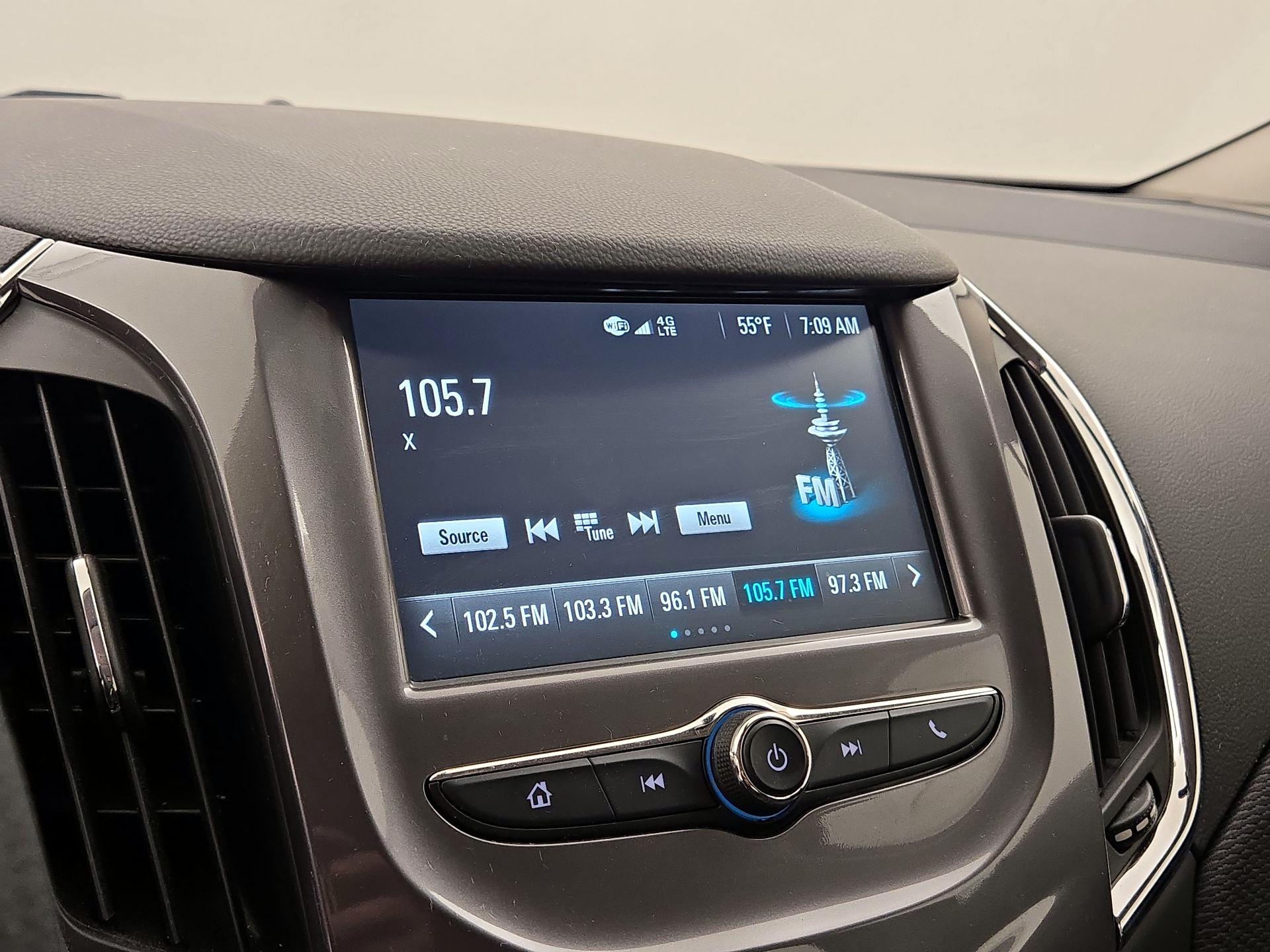 Thumbnail: 2017 Chevrolet Cruze - 15