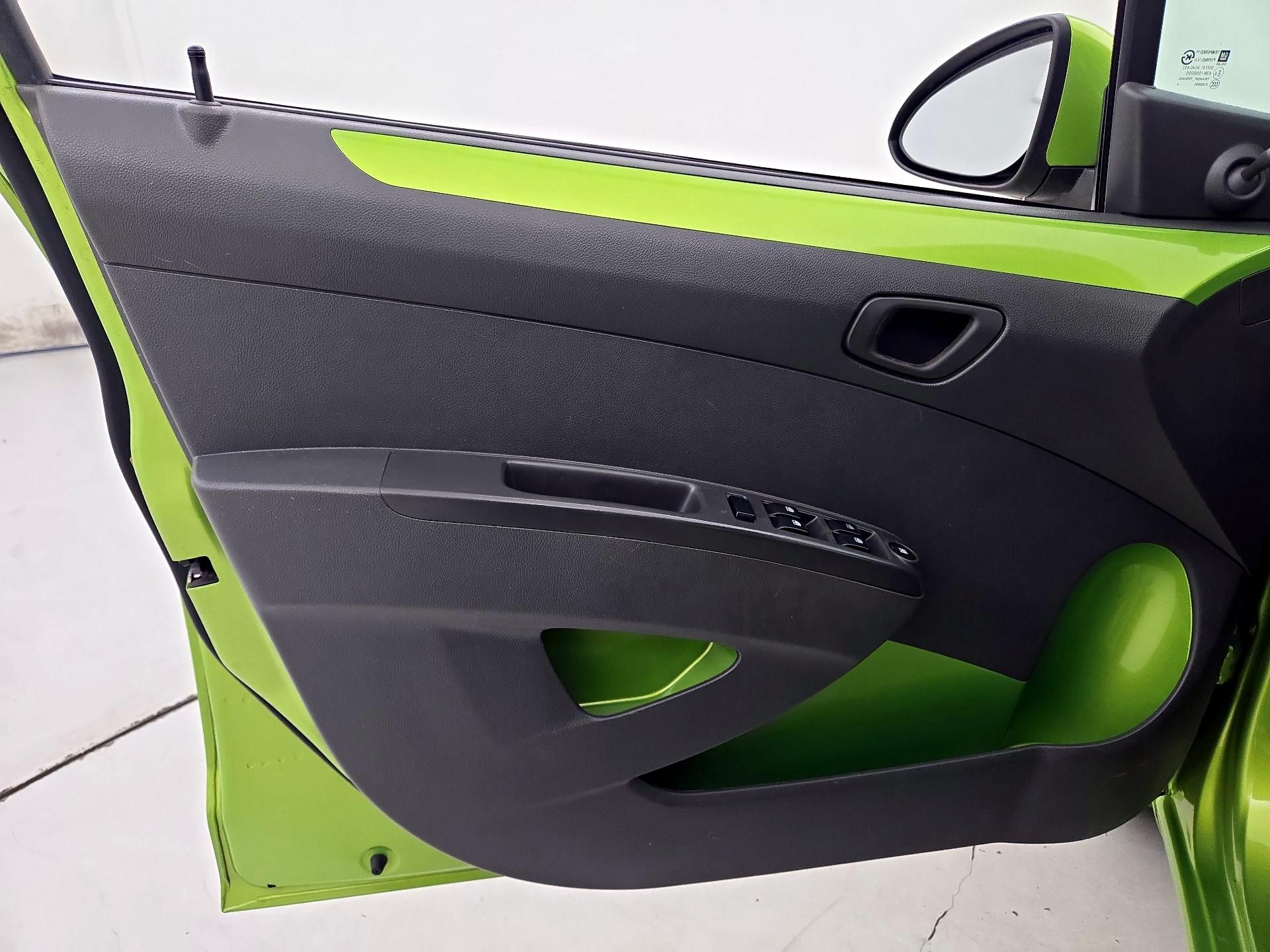 Thumbnail: 2014 Chevrolet Spark - 12