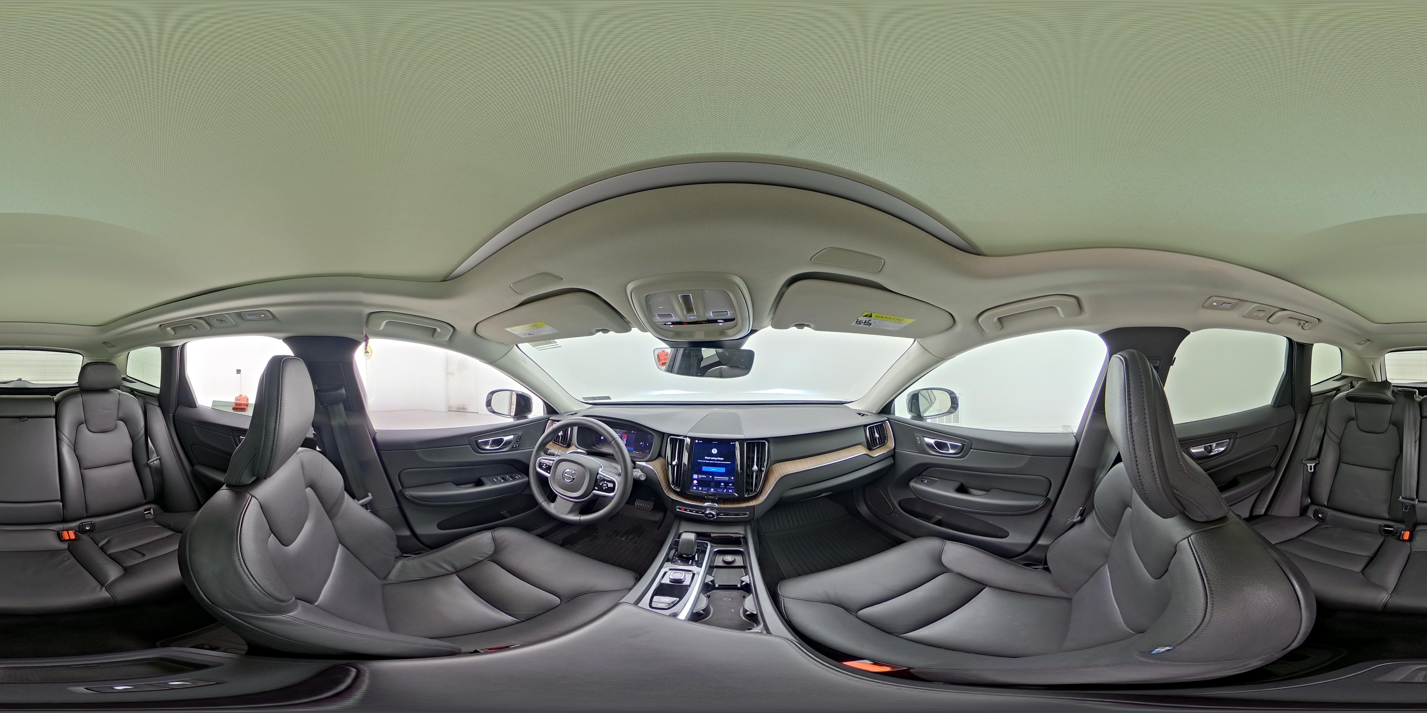 2023 Volvo XC60 Plus - Photo 23