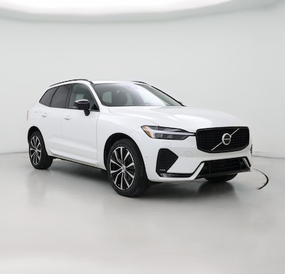 2023 Volvo XC60 B5 Plus Dark Theme