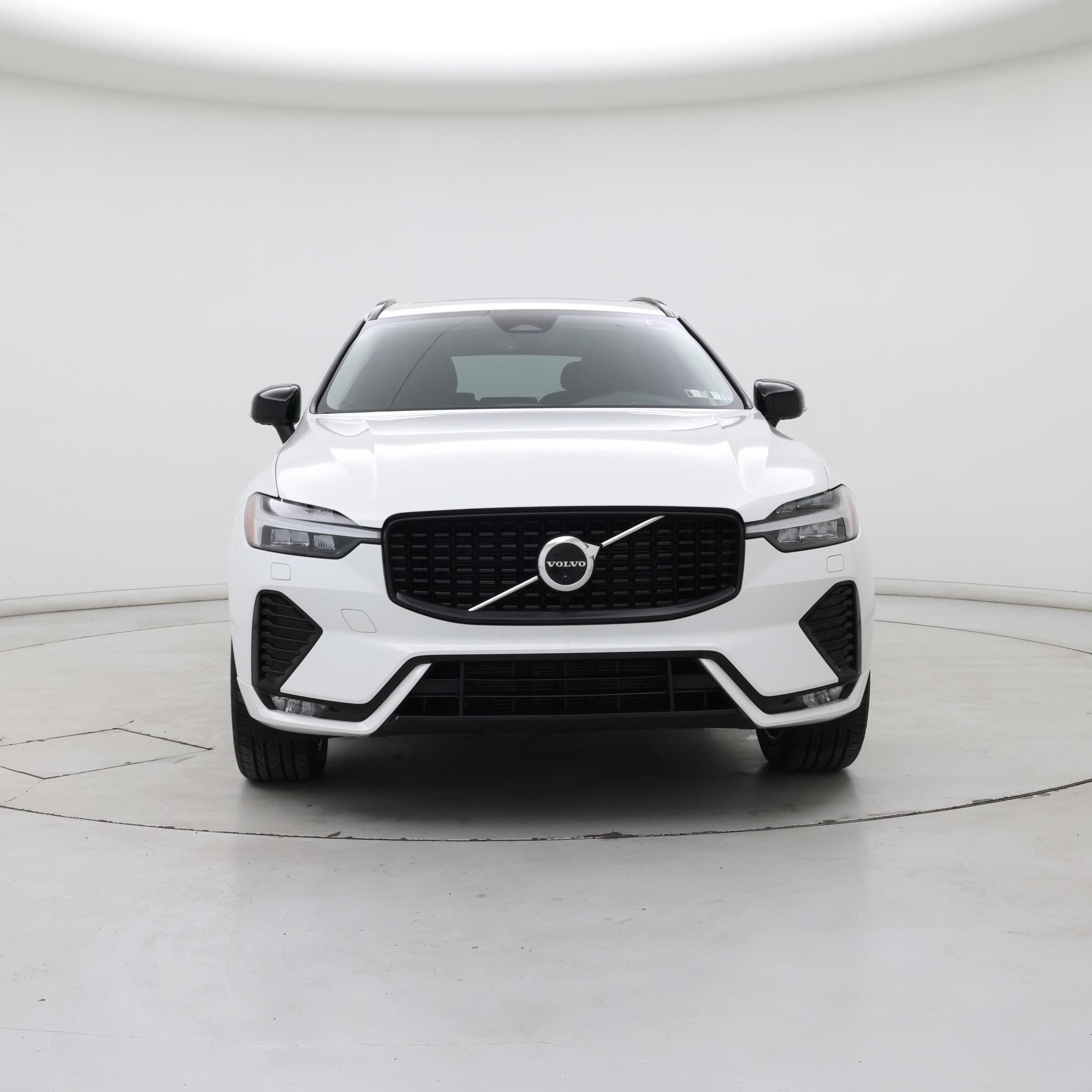 Thumbnail: 2023 Volvo XC60 - 5