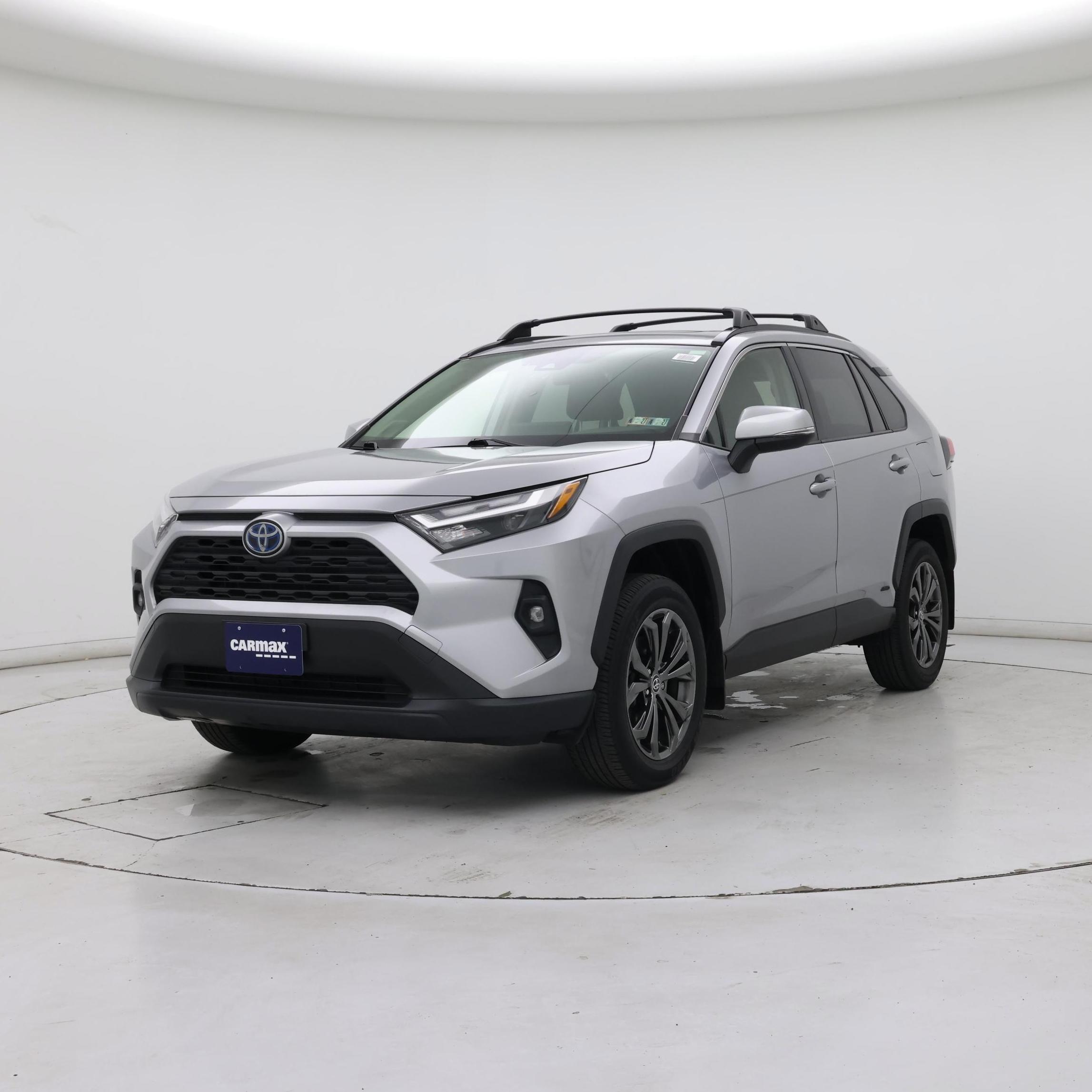 Thumbnail: 2022 Toyota RAV4 - 4