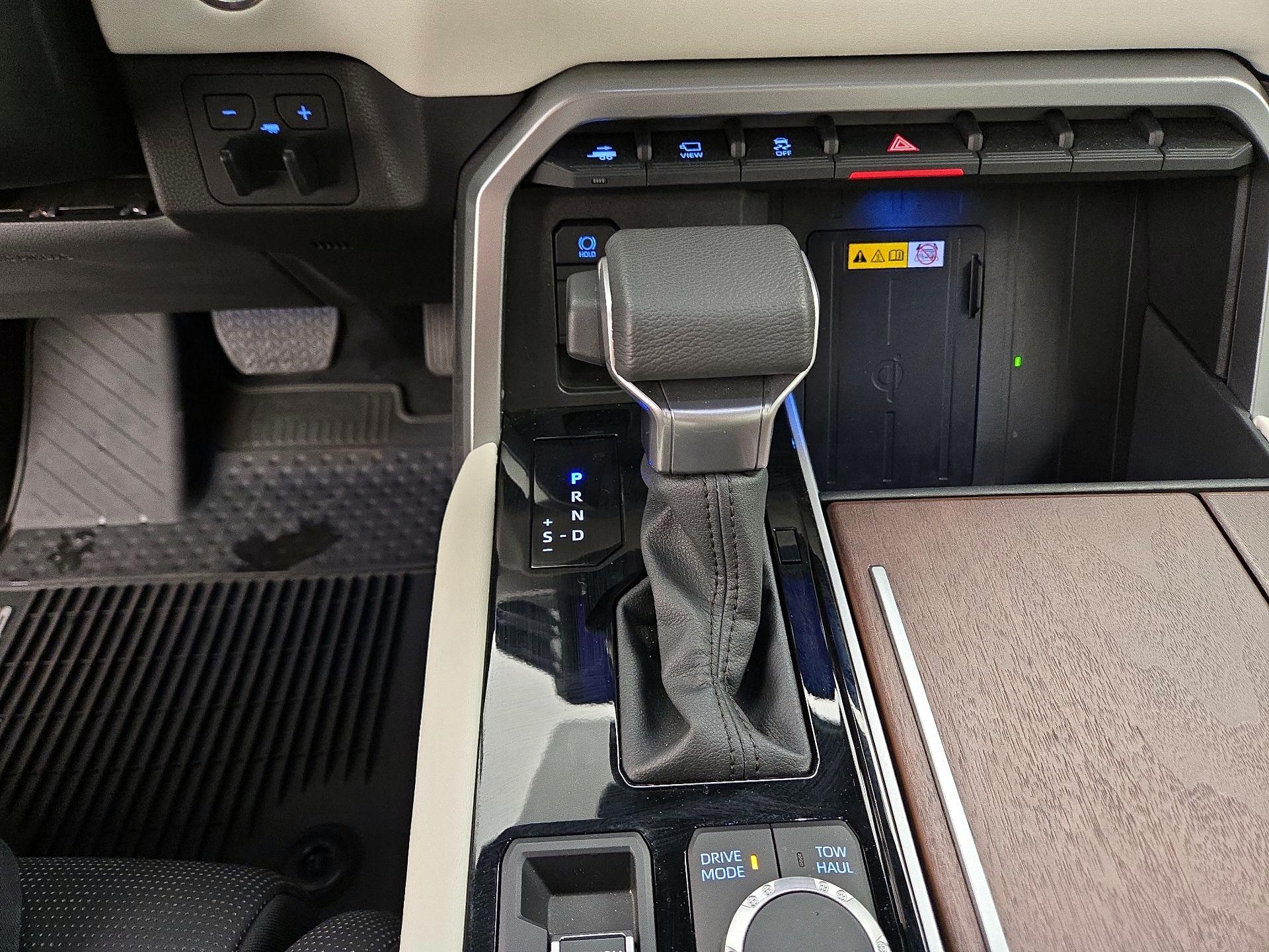 Thumbnail: 2024 Toyota Sequoia - 17