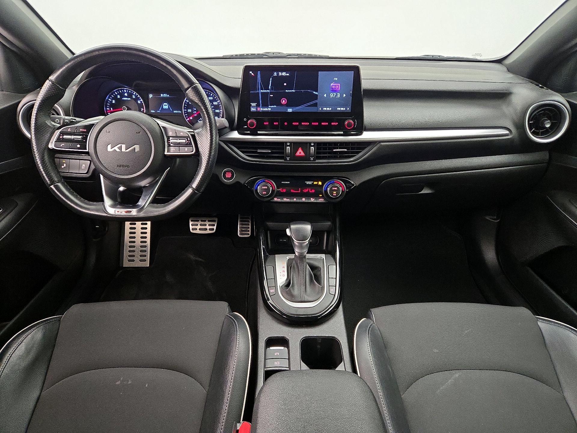 Thumbnail: 2022 Kia Forte - 9