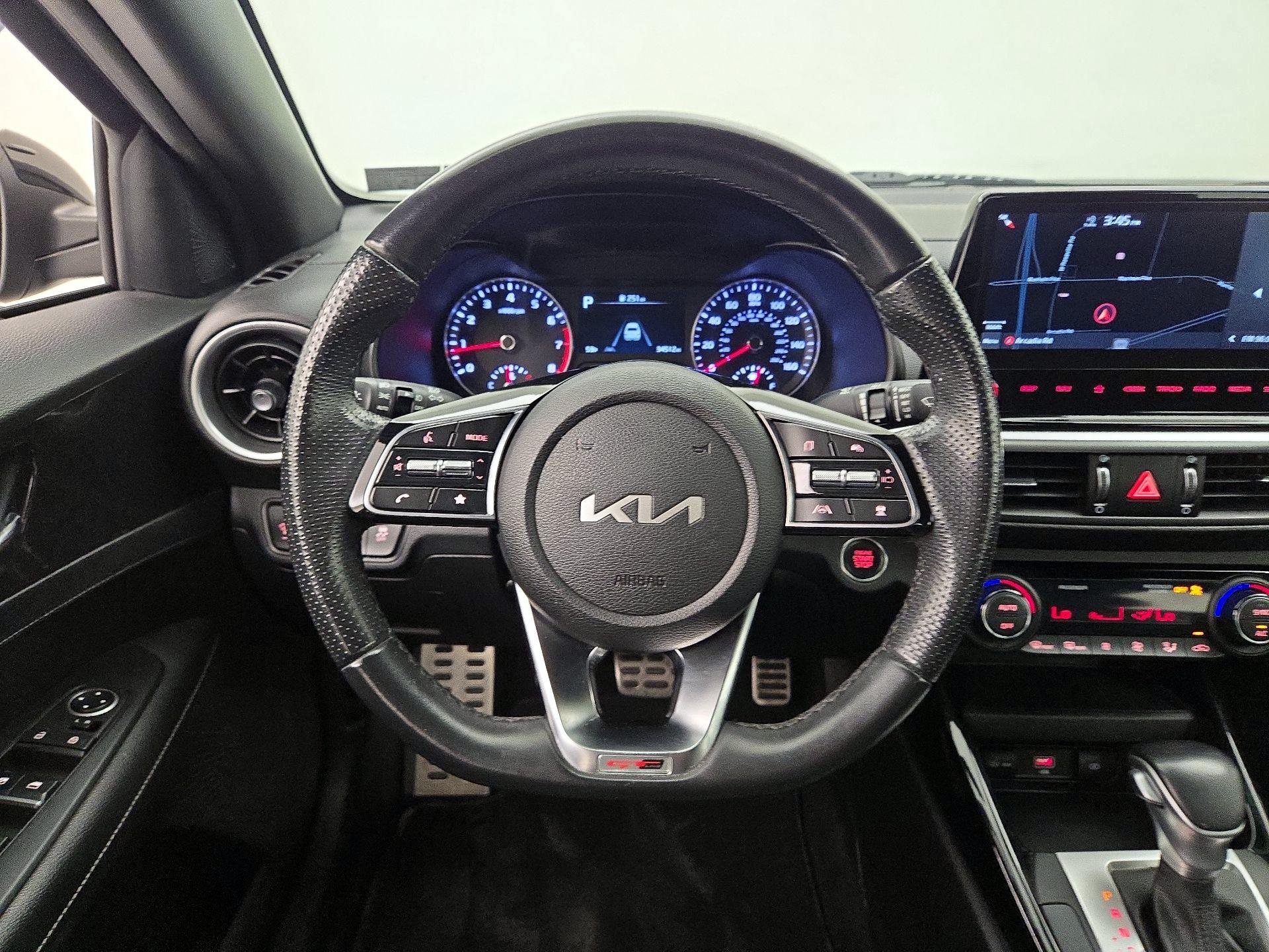 Thumbnail: 2022 Kia Forte - 10