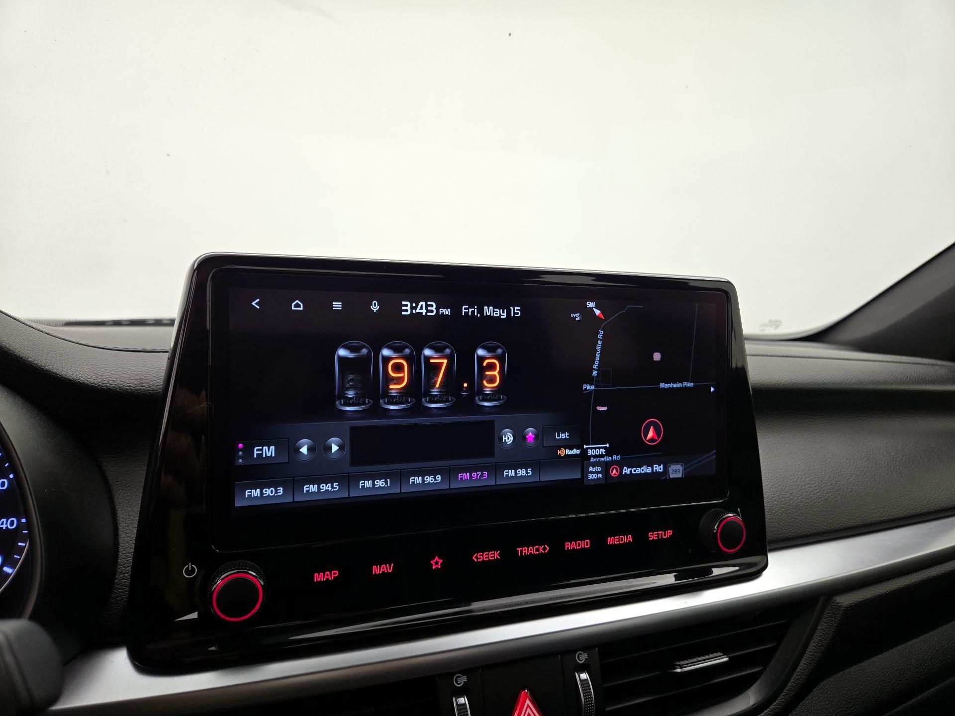 Thumbnail: 2022 Kia Forte - 16