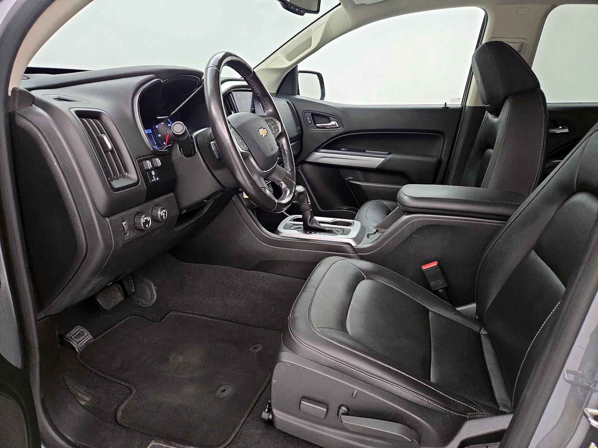 Thumbnail: 2019 Chevrolet Colorado - 11