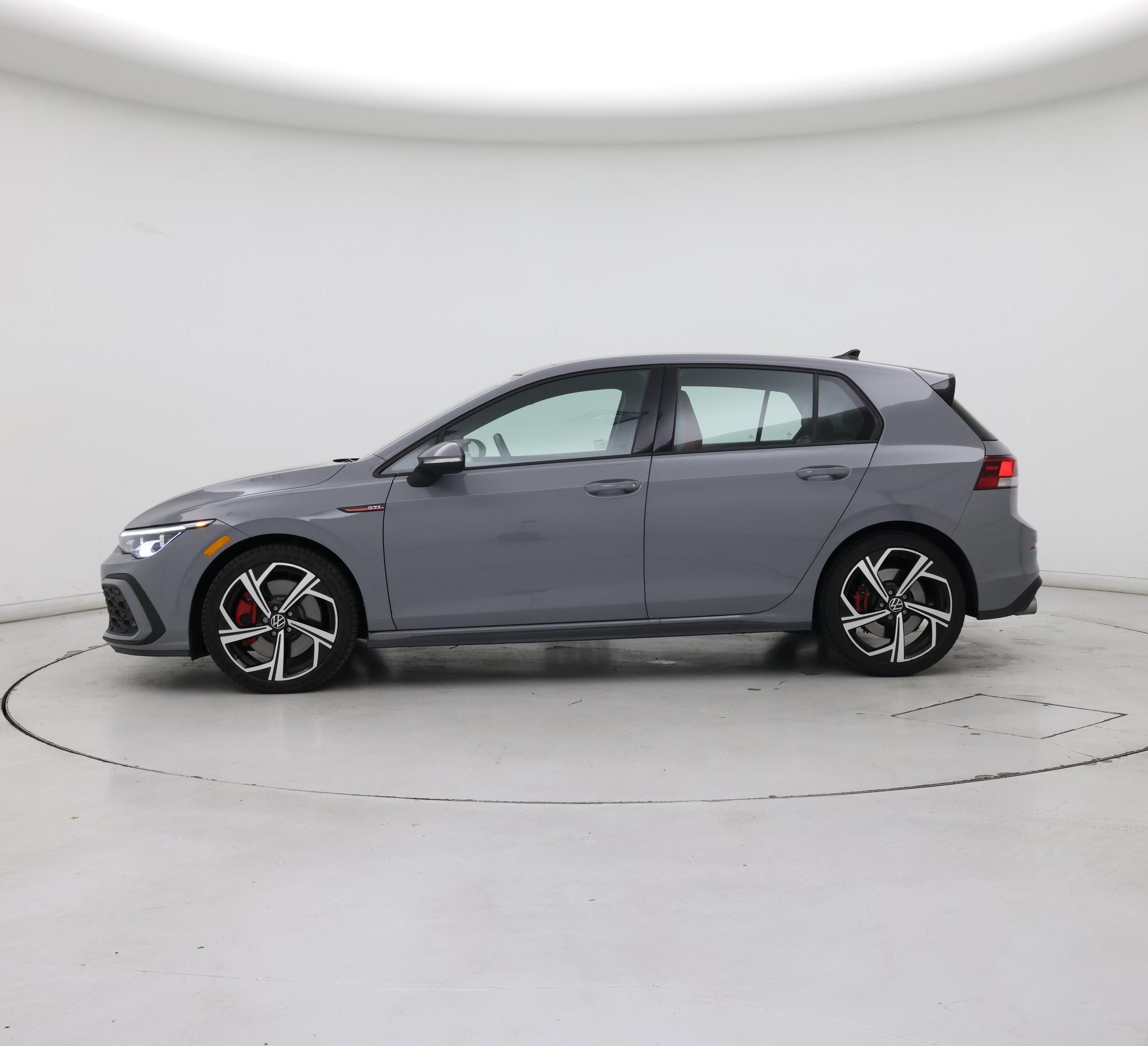 Thumbnail: 2024 Volkswagen Golf - 3