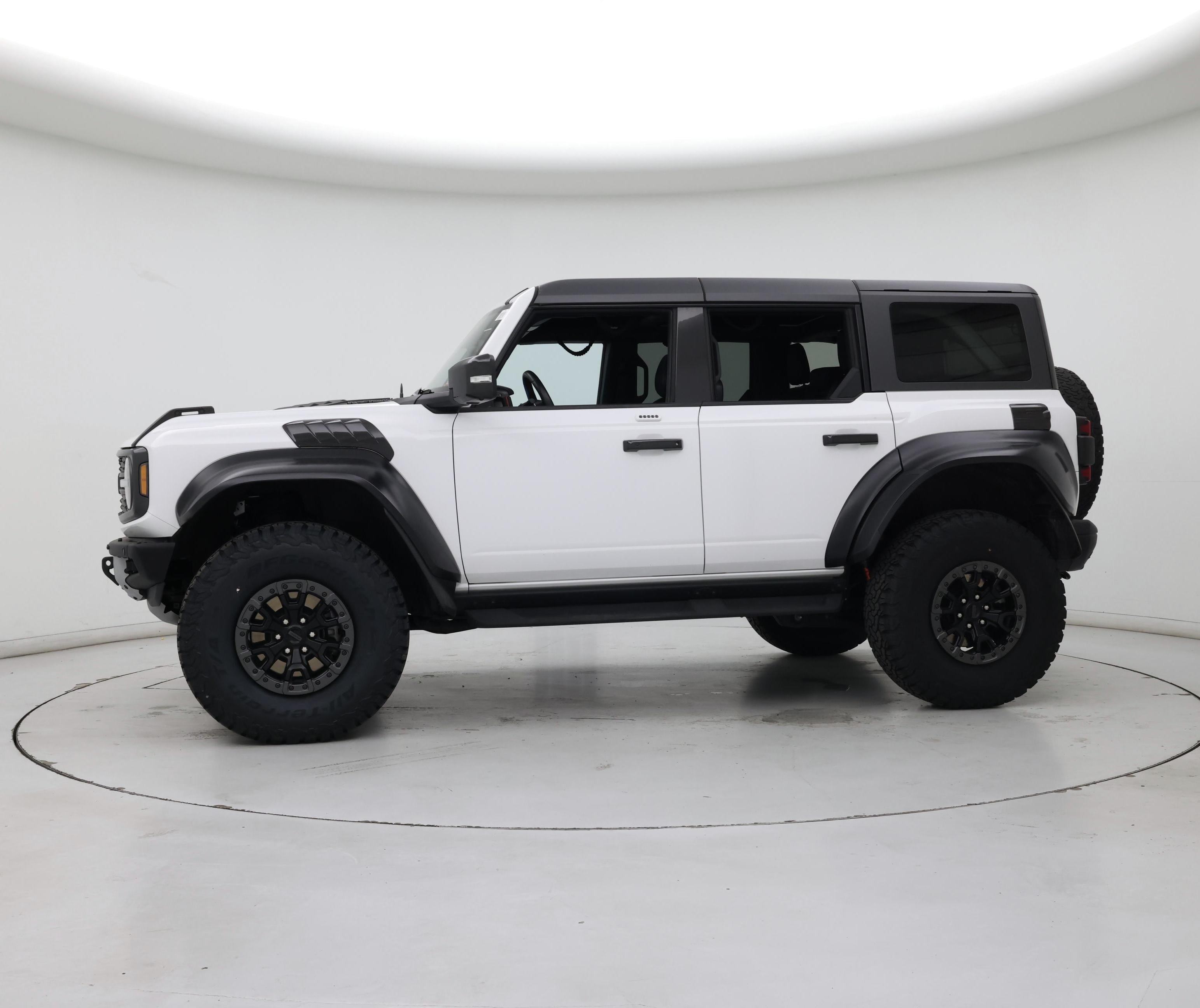 Thumbnail: 2023 Ford Bronco - 3