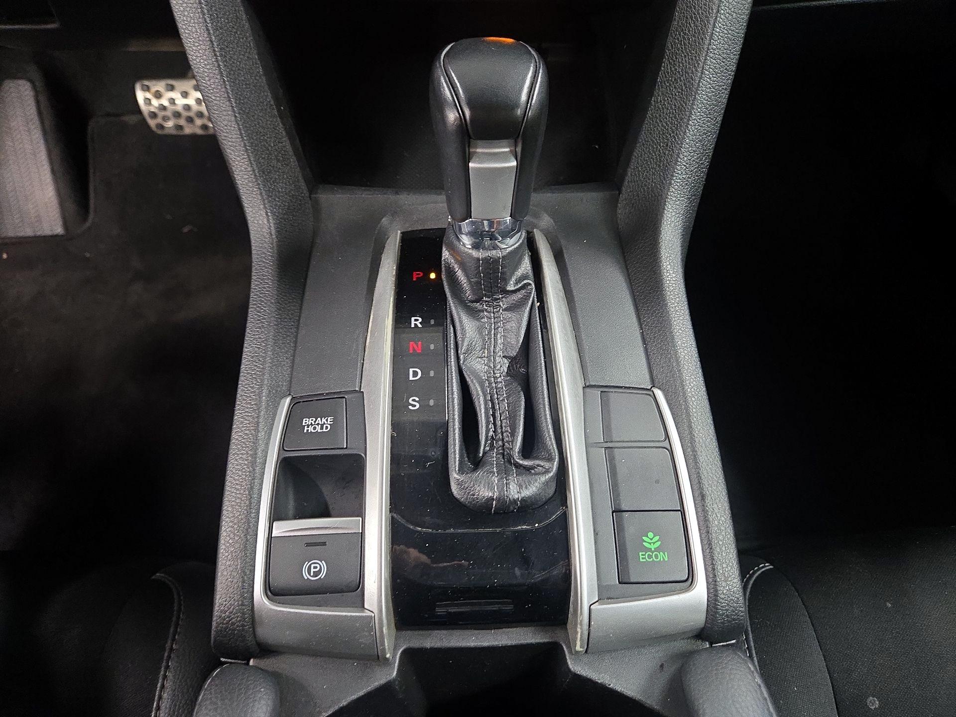 Thumbnail: 2019 Honda Civic - 17