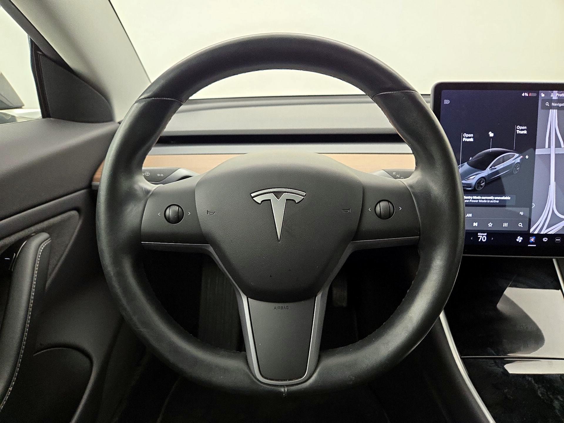 Thumbnail: 2019 Tesla Model 3 - 10