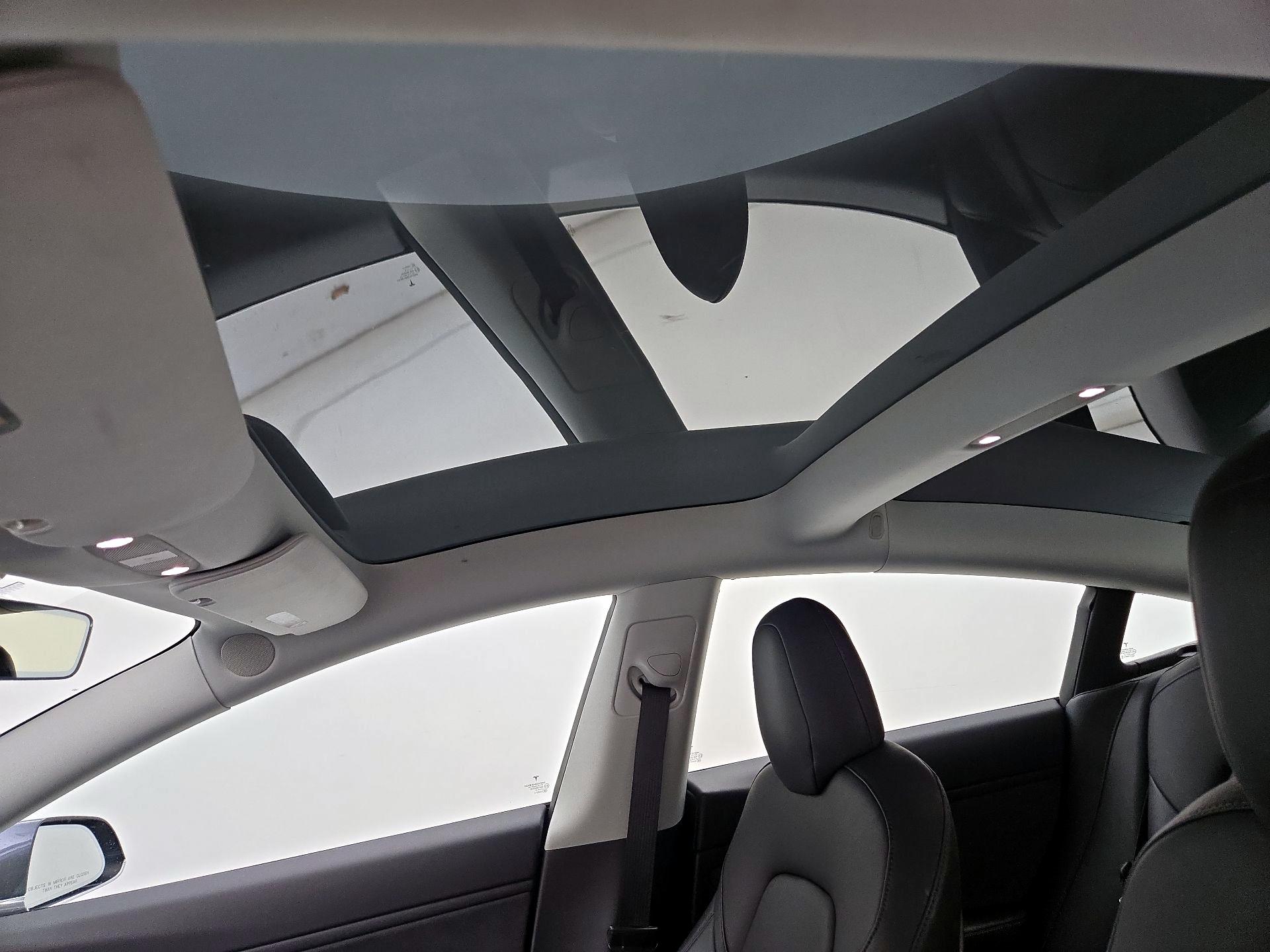 Thumbnail: 2019 Tesla Model 3 - 19