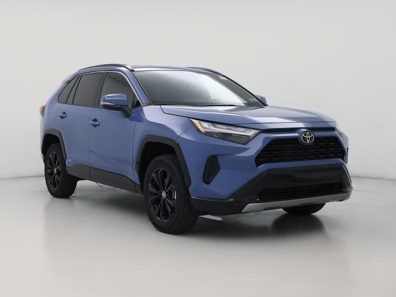 2025 Toyota RAV4 SE