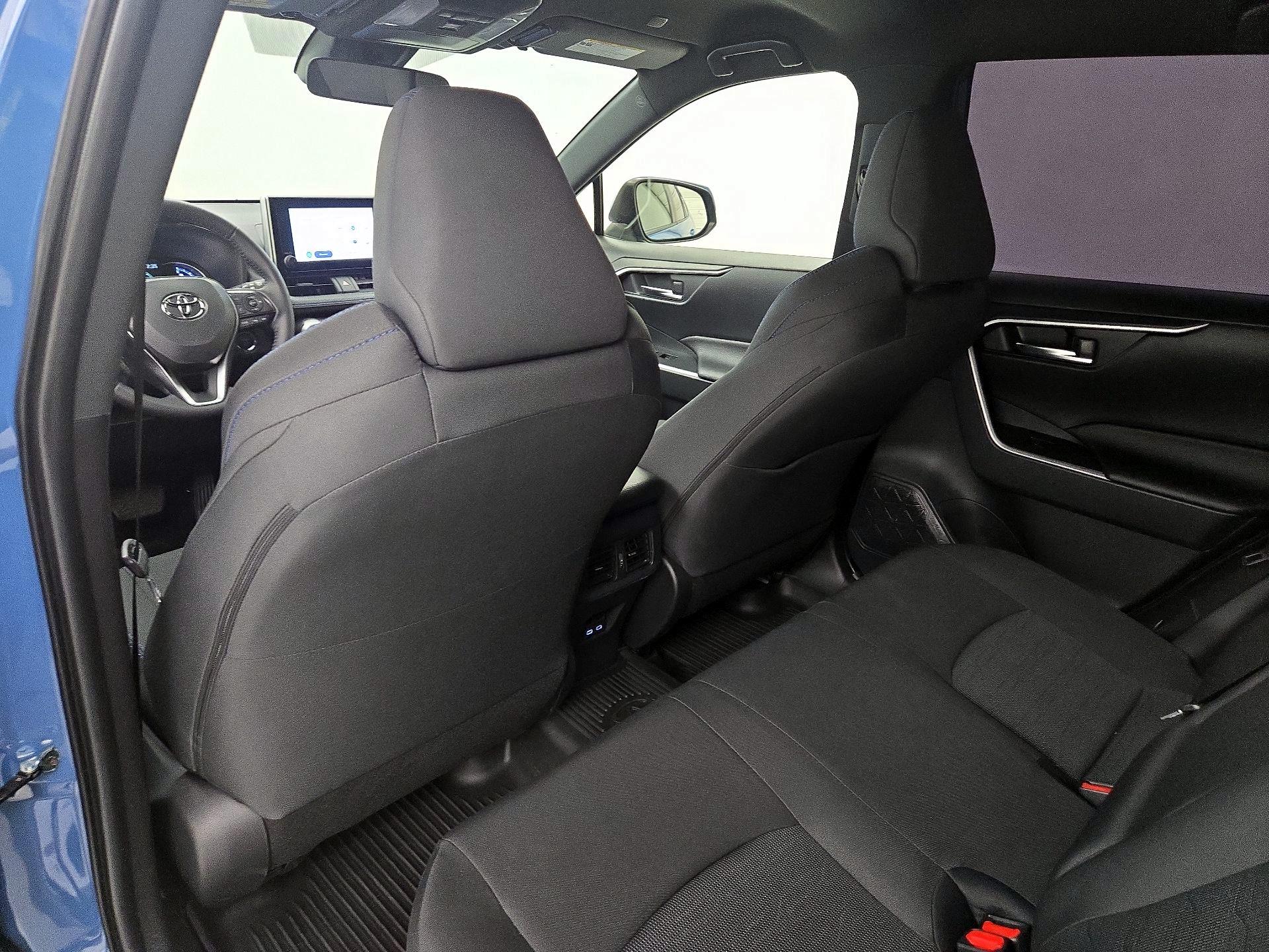 Thumbnail: 2025 Toyota RAV4 - 19