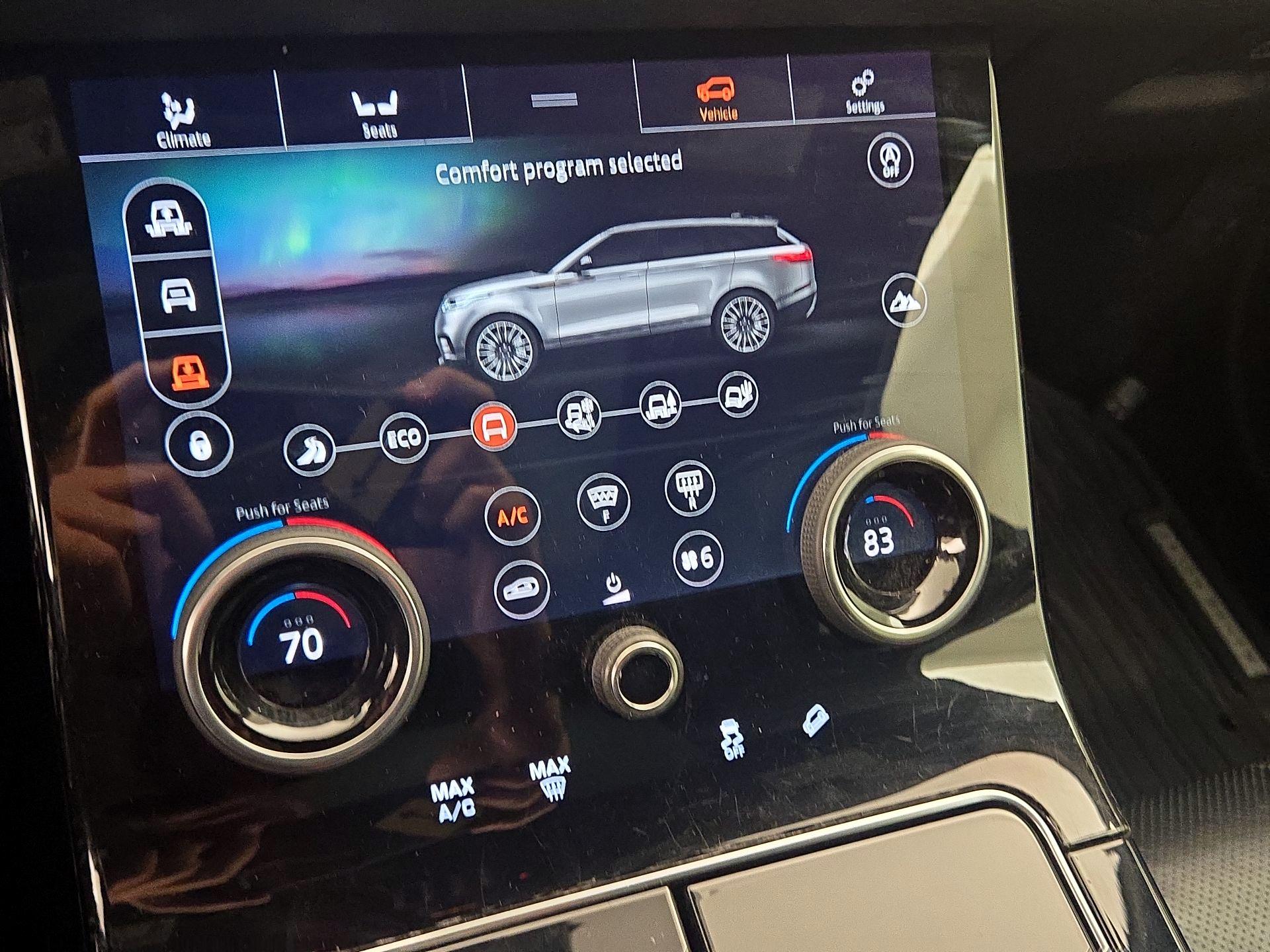 Thumbnail: 2018 Land Rover Range Rover Velar - 17