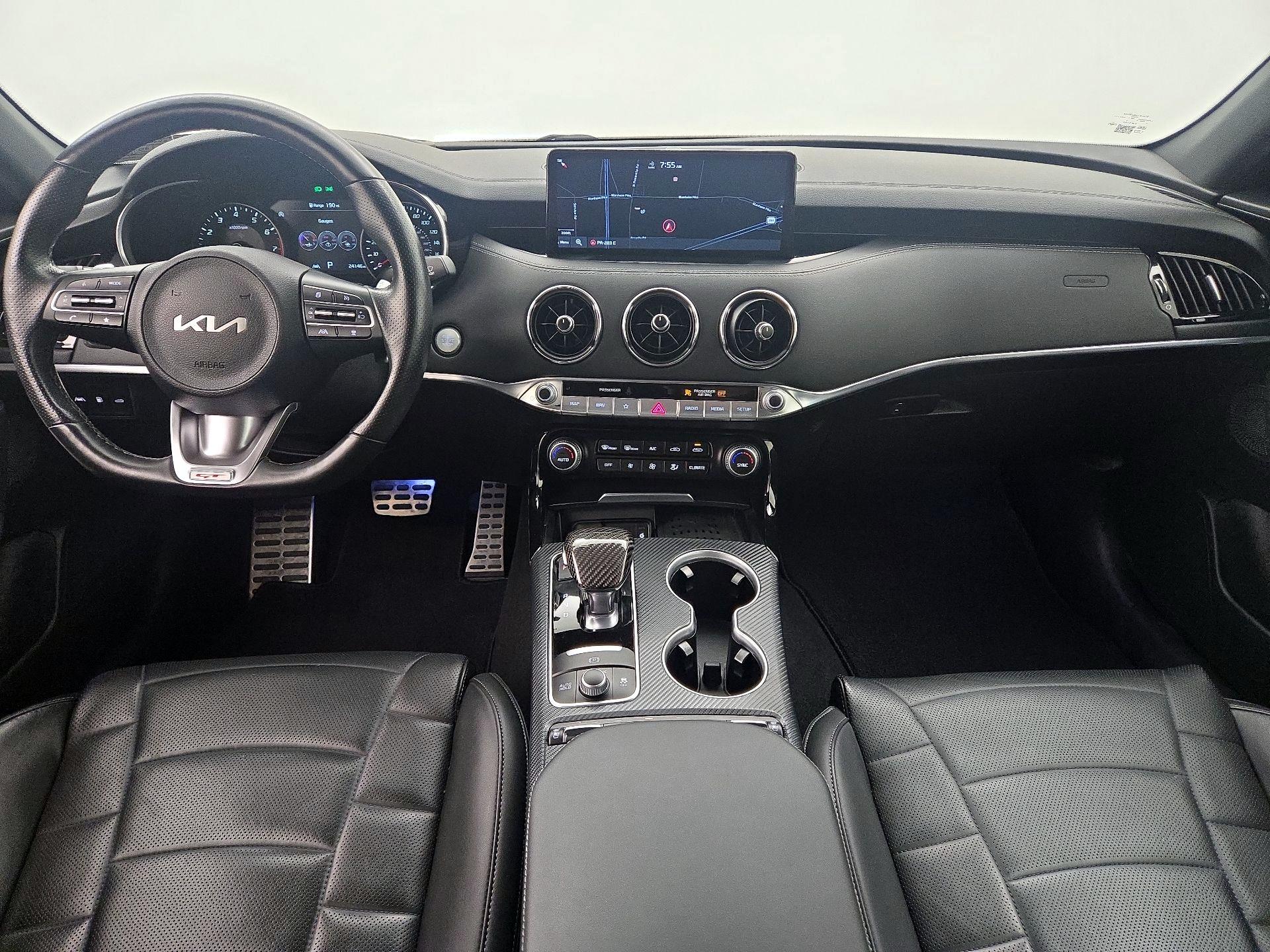 Thumbnail: 2022 Kia Stinger - 9