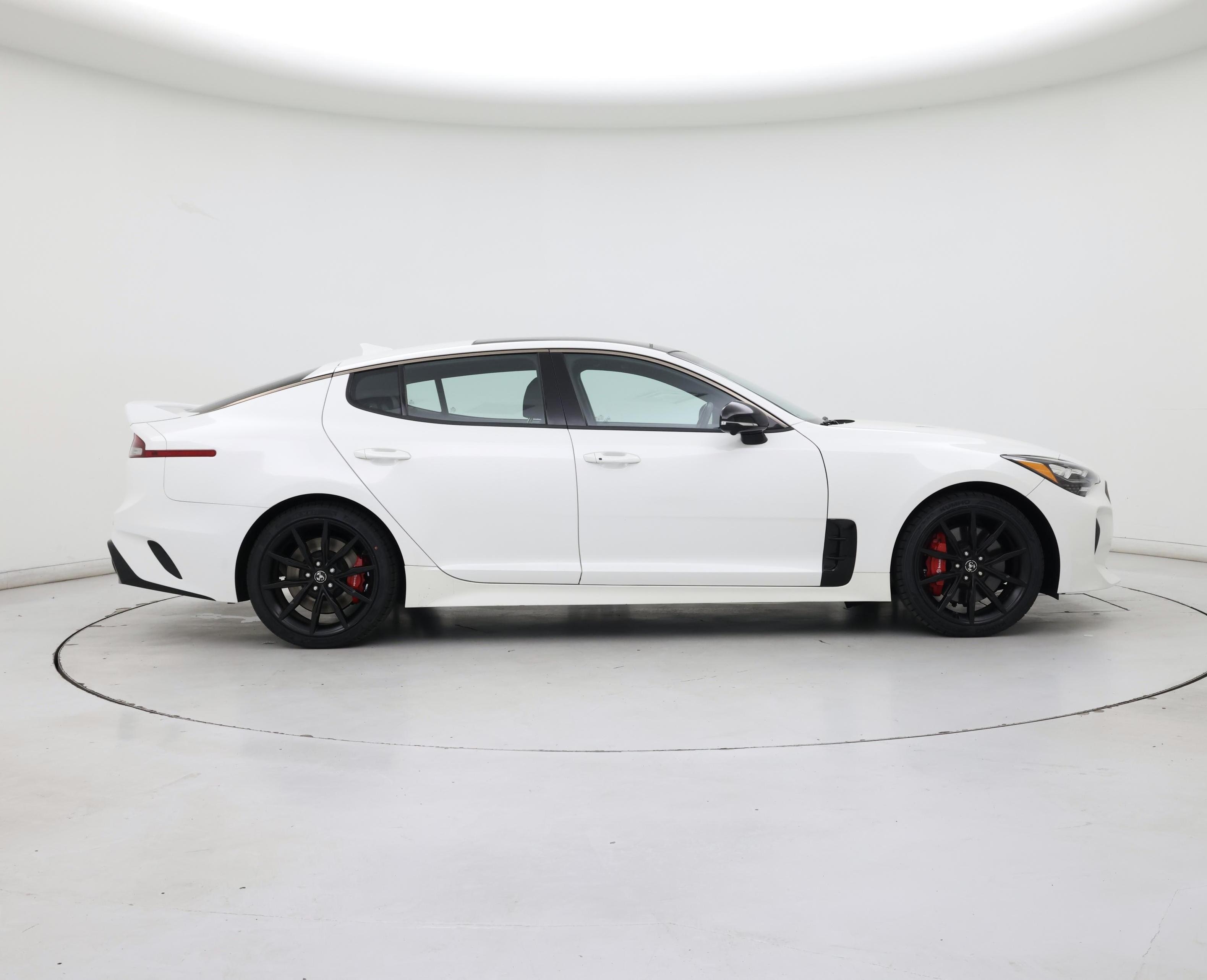 Thumbnail: 2022 Kia Stinger - 7