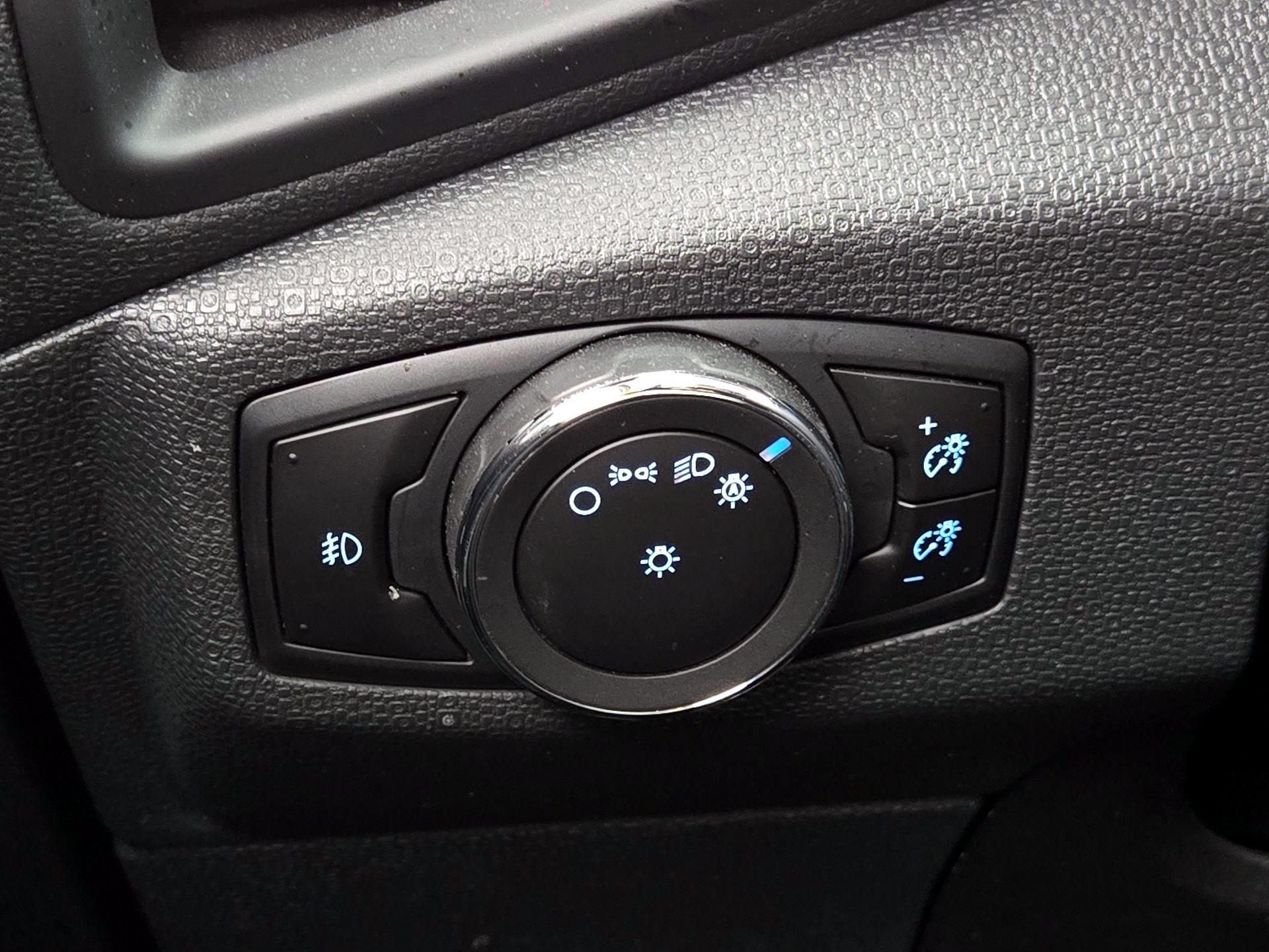 Thumbnail: 2019 Ford EcoSport - 13
