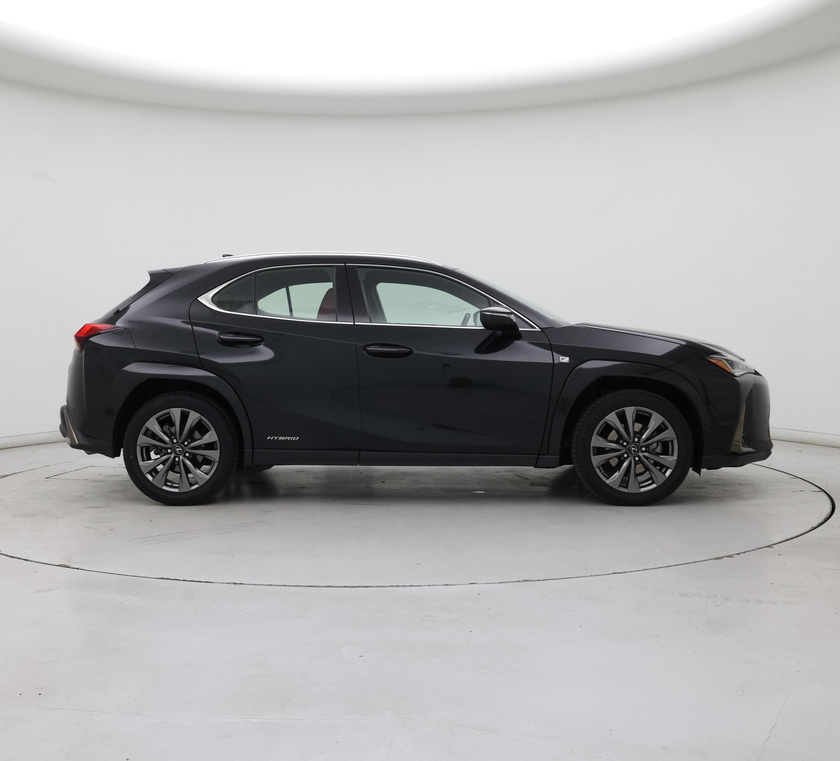 Thumbnail: 2022 Lexus UX - 7