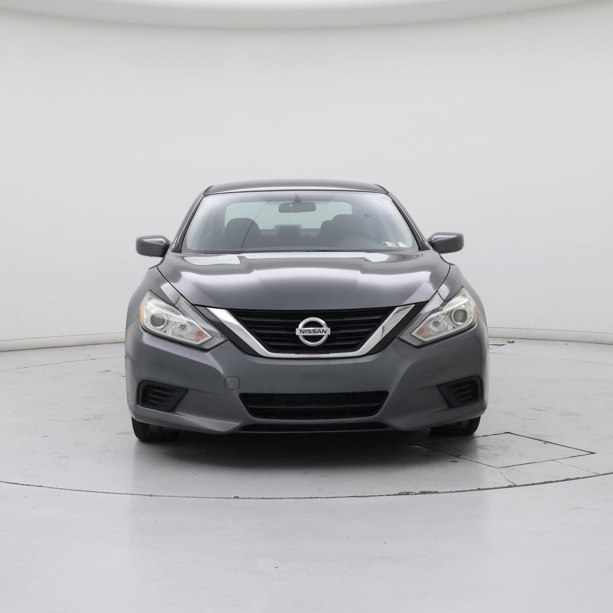 Thumbnail: 2018 Nissan Altima - 5