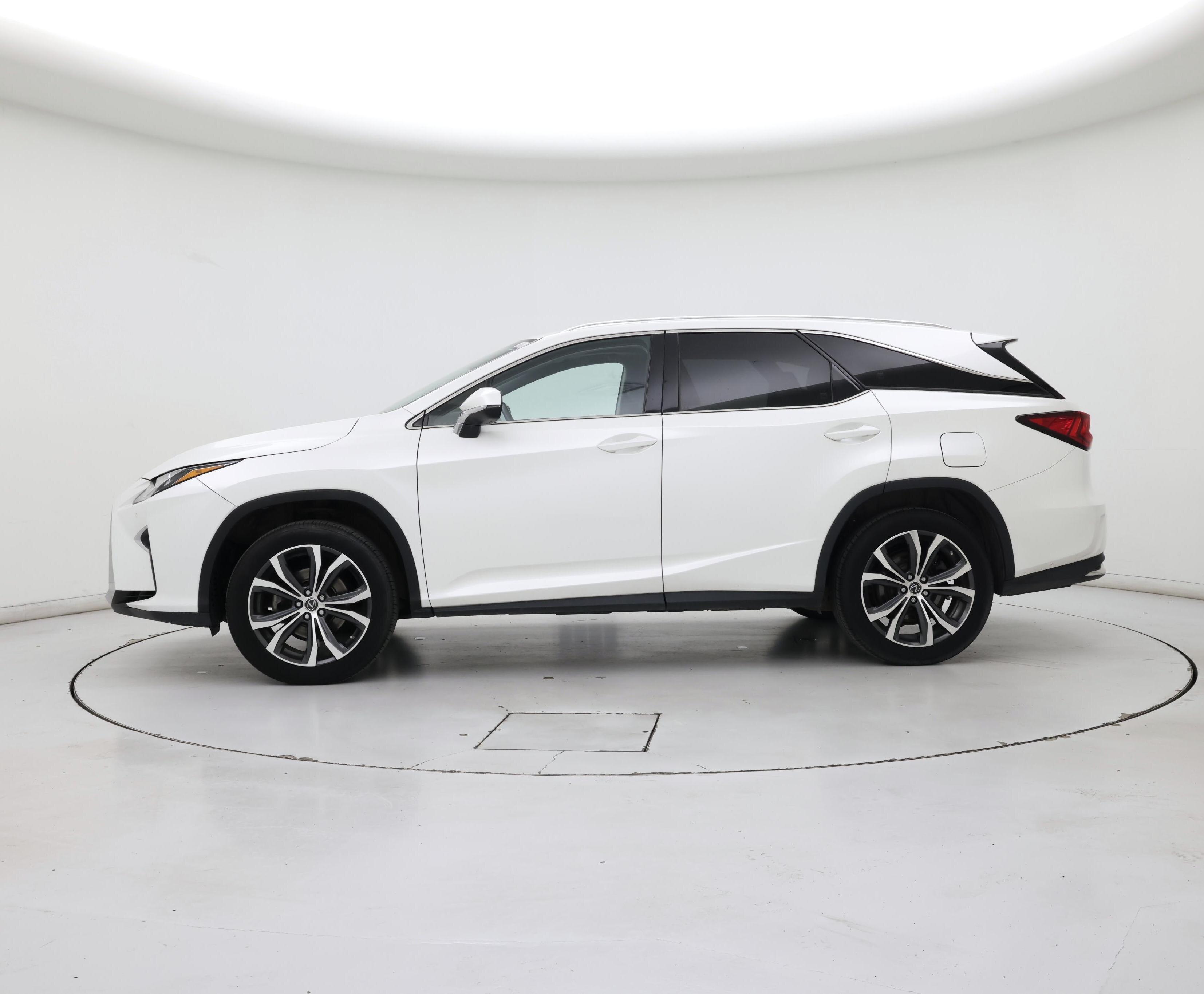 Thumbnail: 2018 Lexus RX - 3
