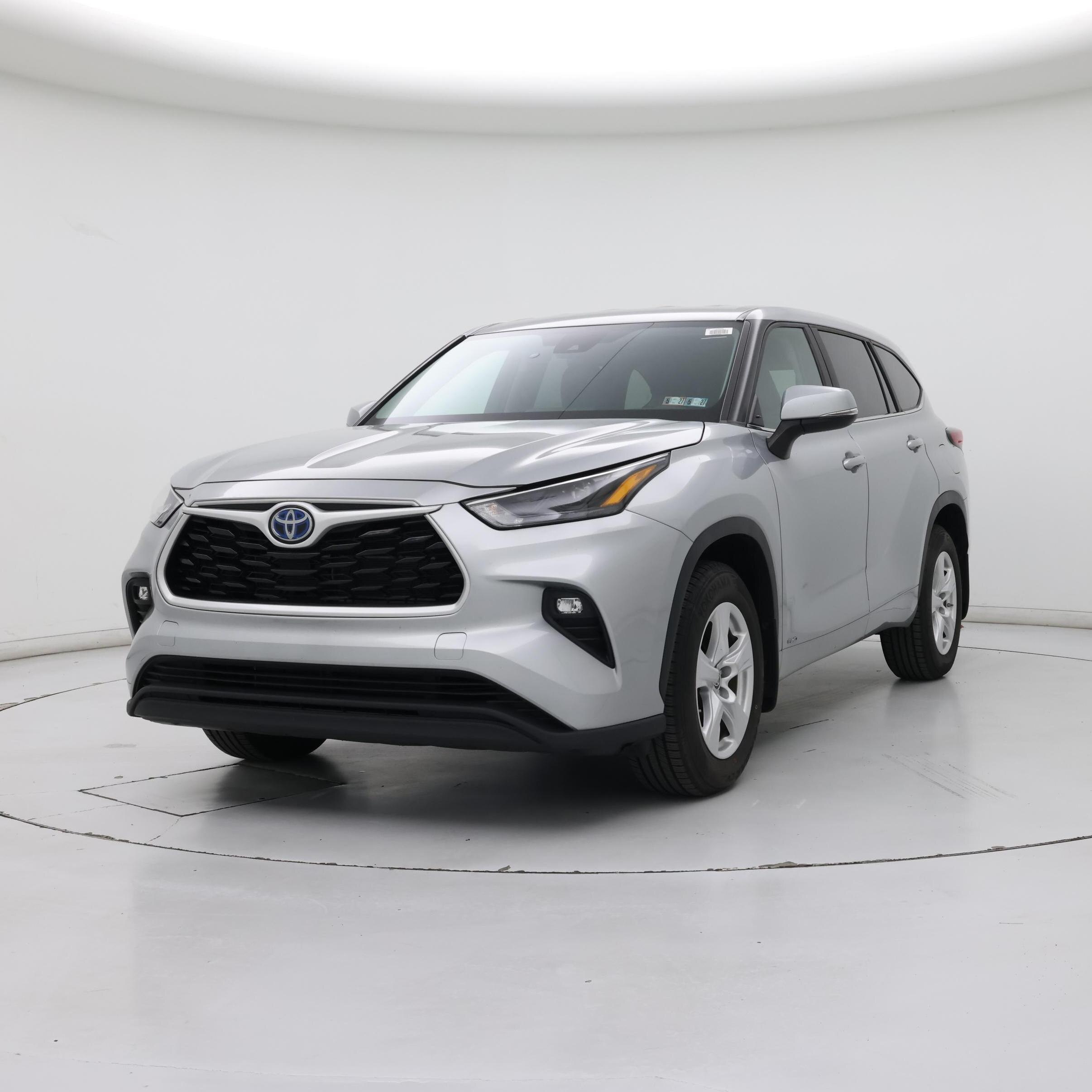Thumbnail: 2023 Toyota Highlander - 4