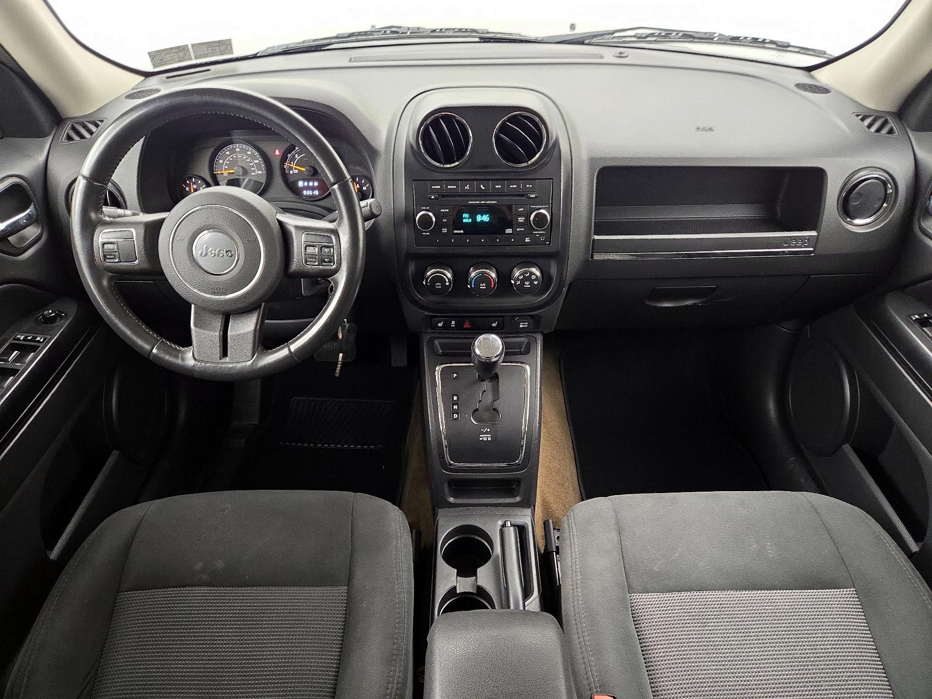 Thumbnail: 2017 Jeep Patriot - 9