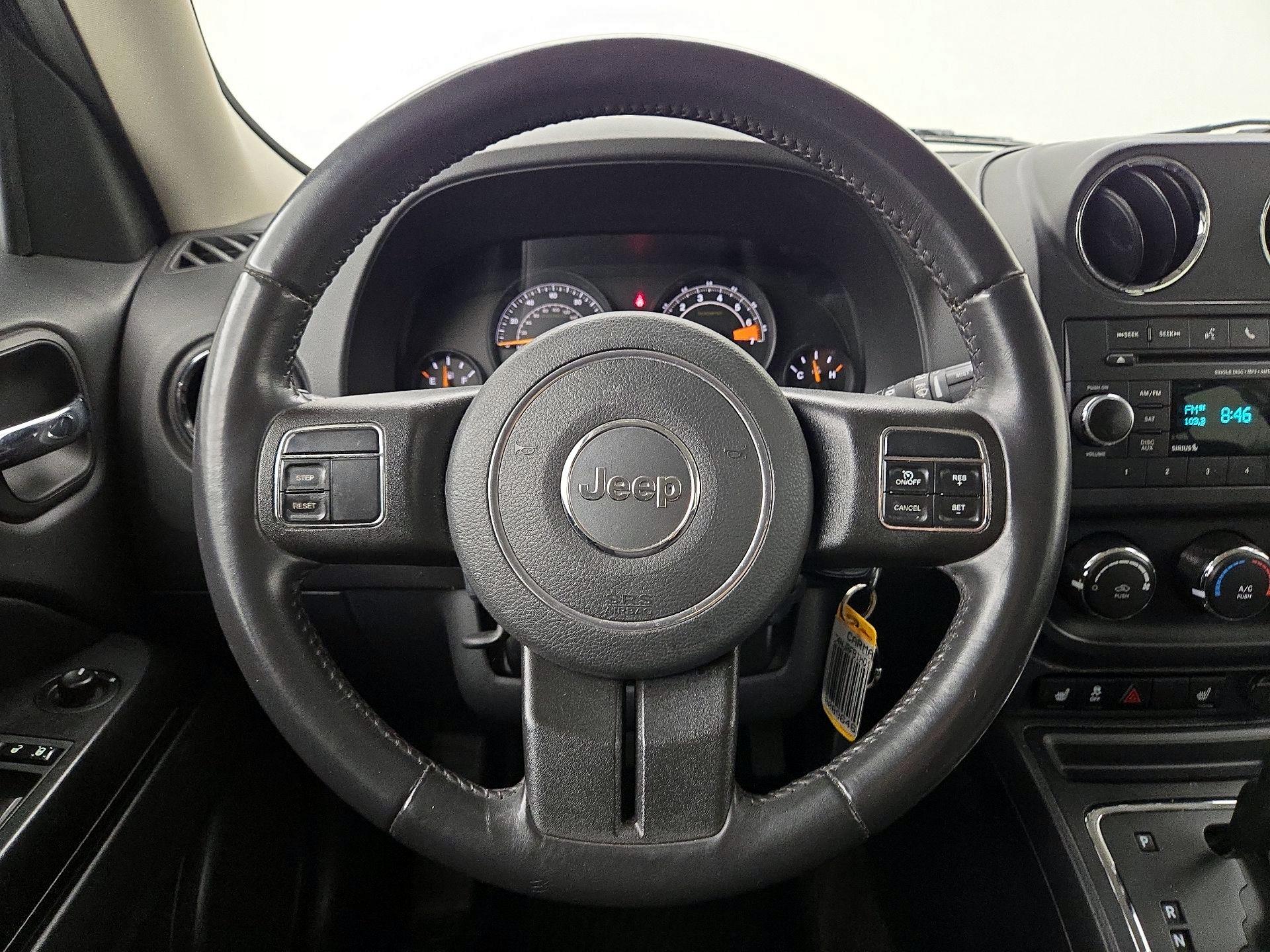 Thumbnail: 2017 Jeep Patriot - 10
