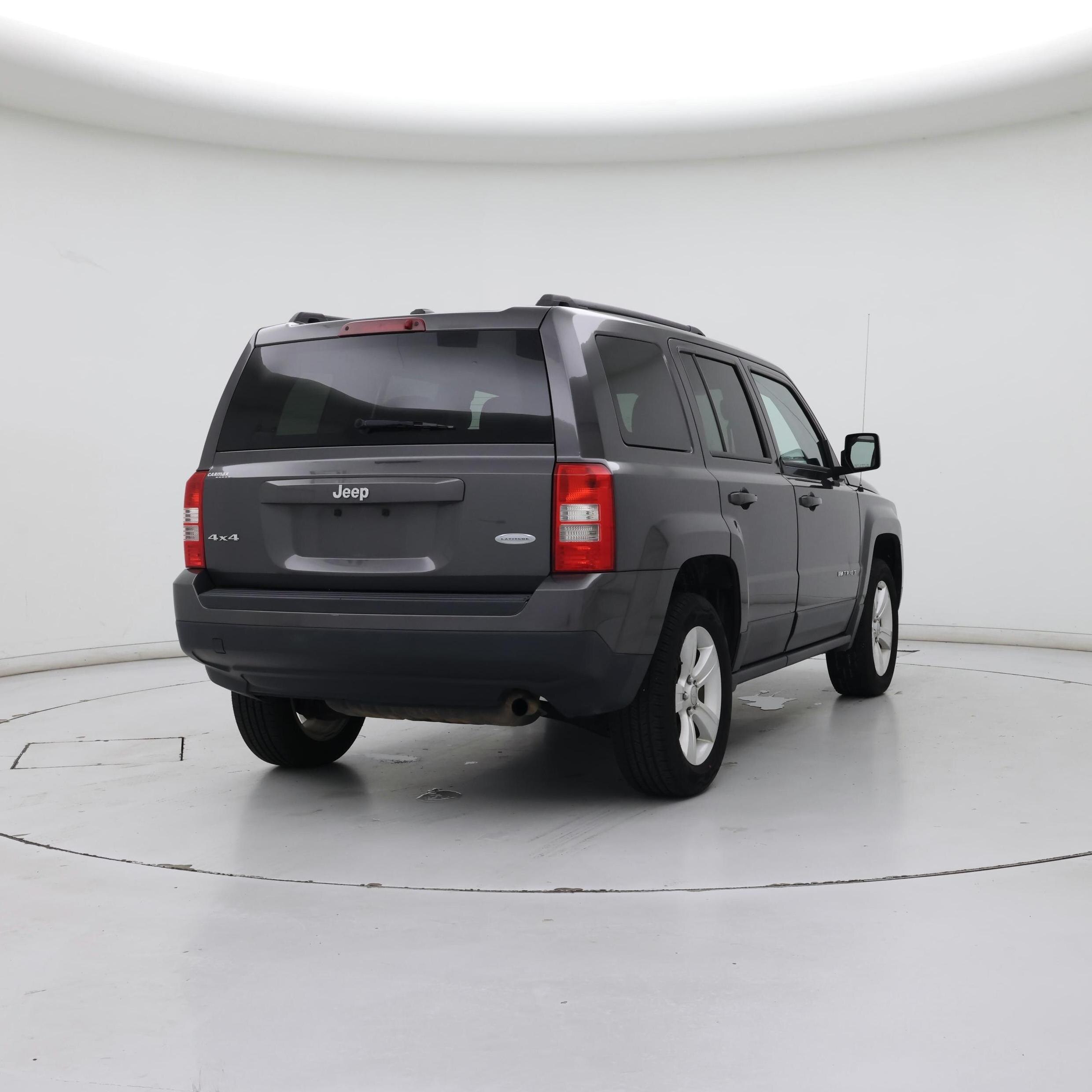 Thumbnail: 2017 Jeep Patriot - 8