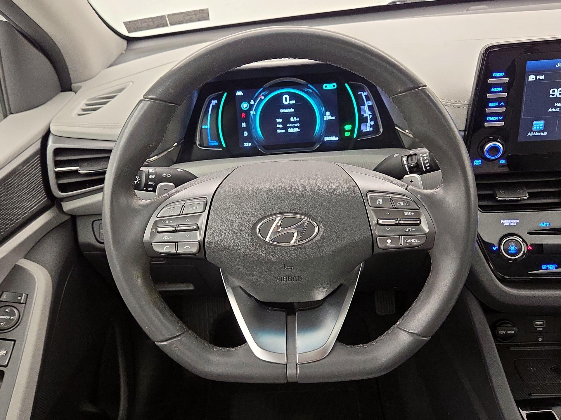 Thumbnail: 2020 Hyundai Ioniq - 10
