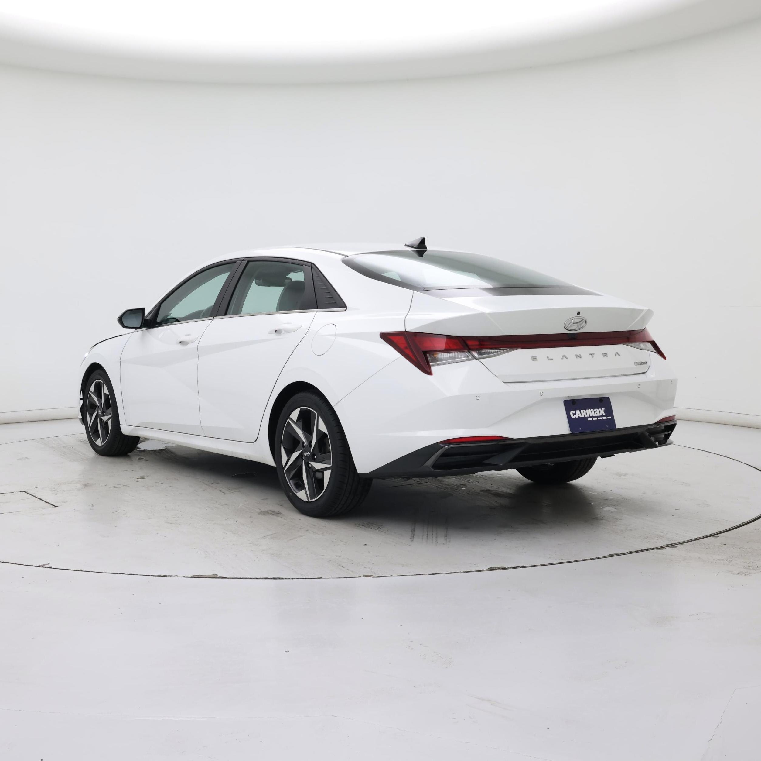 Thumbnail: 2021 Hyundai Elantra - 2