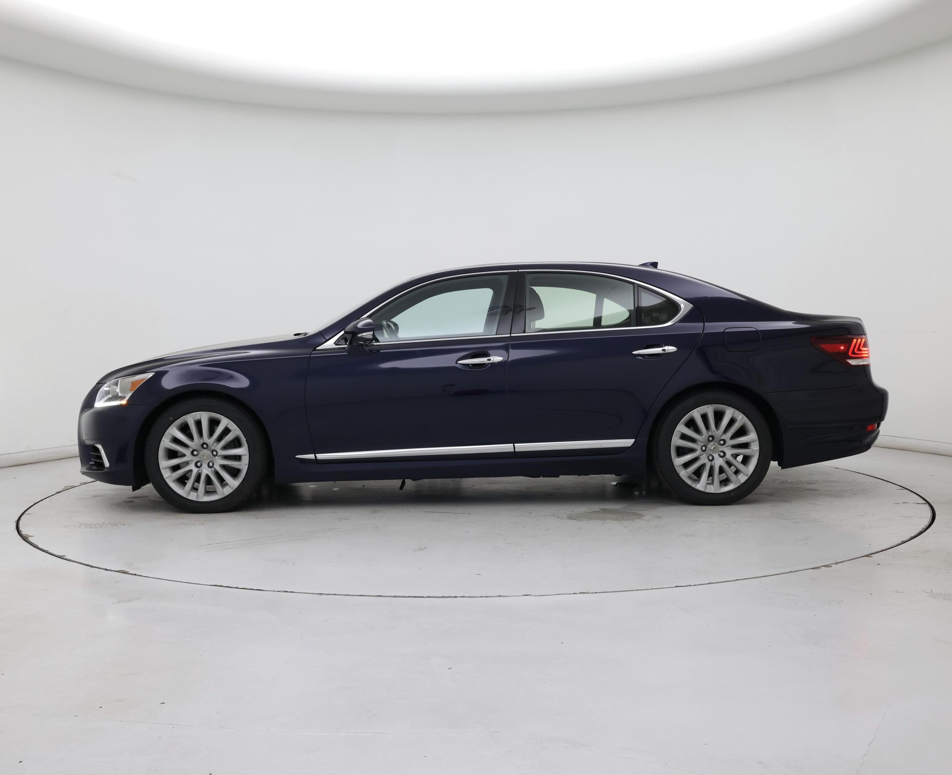 Thumbnail: 2017 Lexus LS - 3