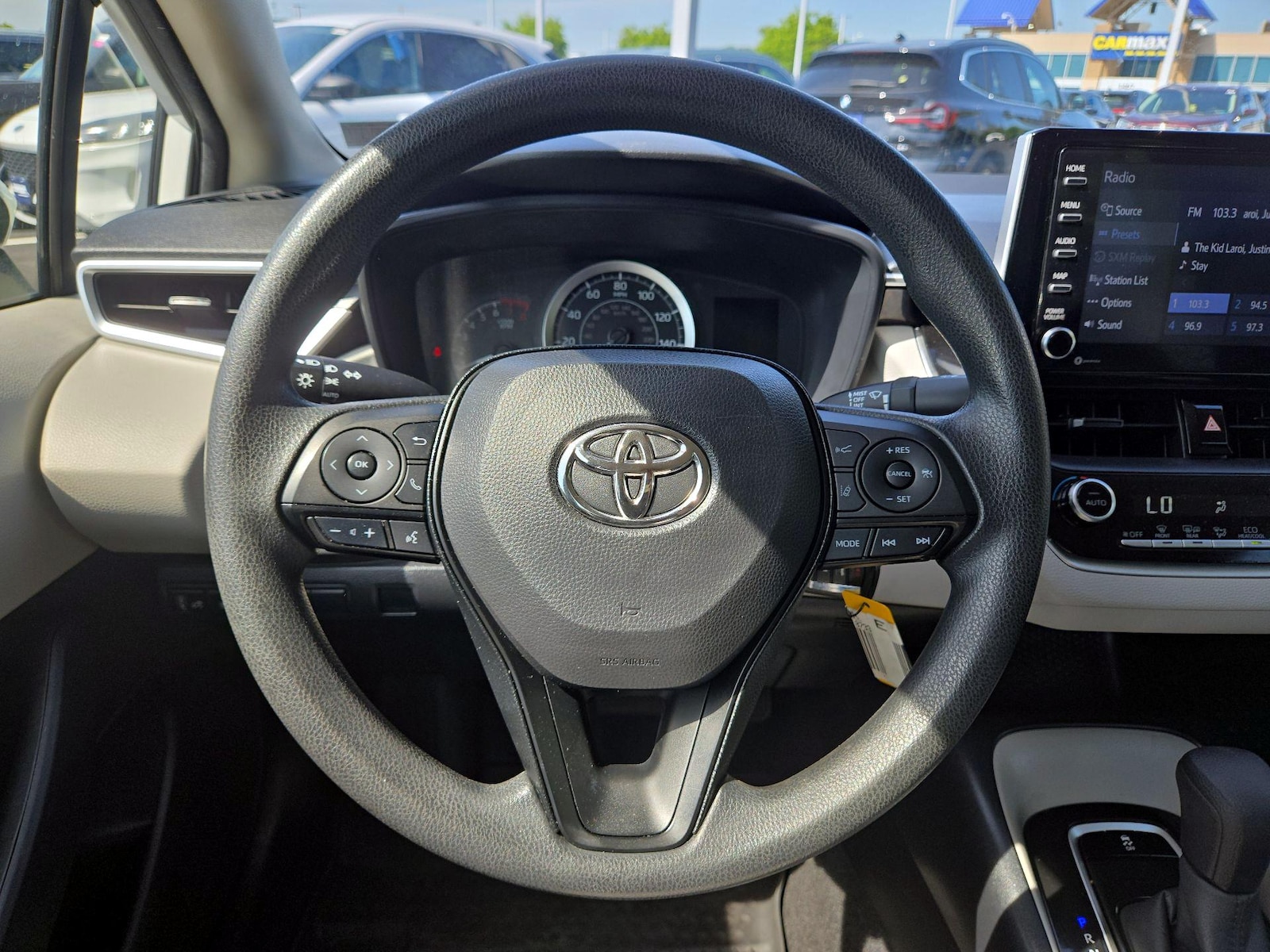2021 Toyota Corolla LE - Photo 9