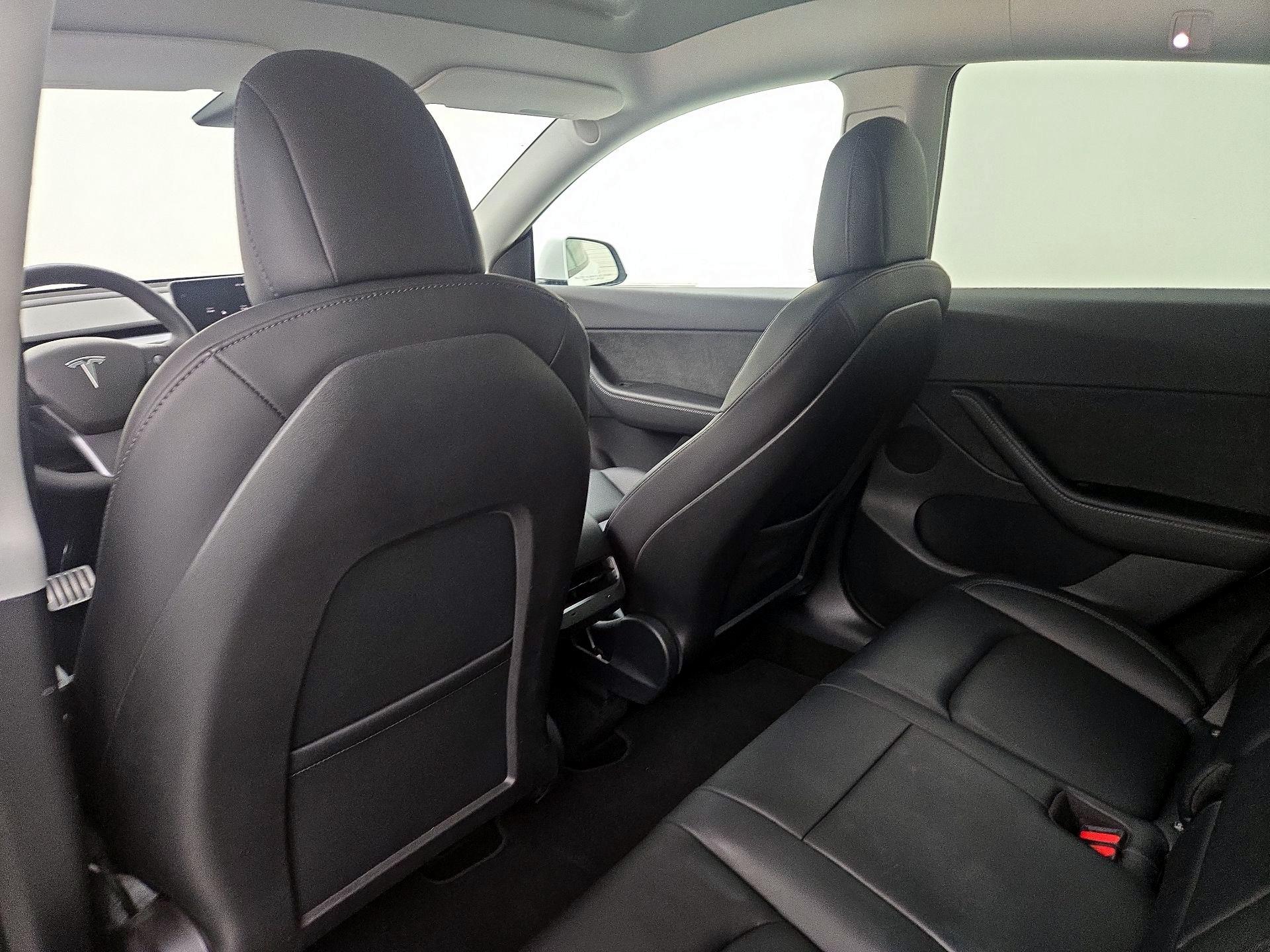 Thumbnail: 2022 Tesla Model Y - 20