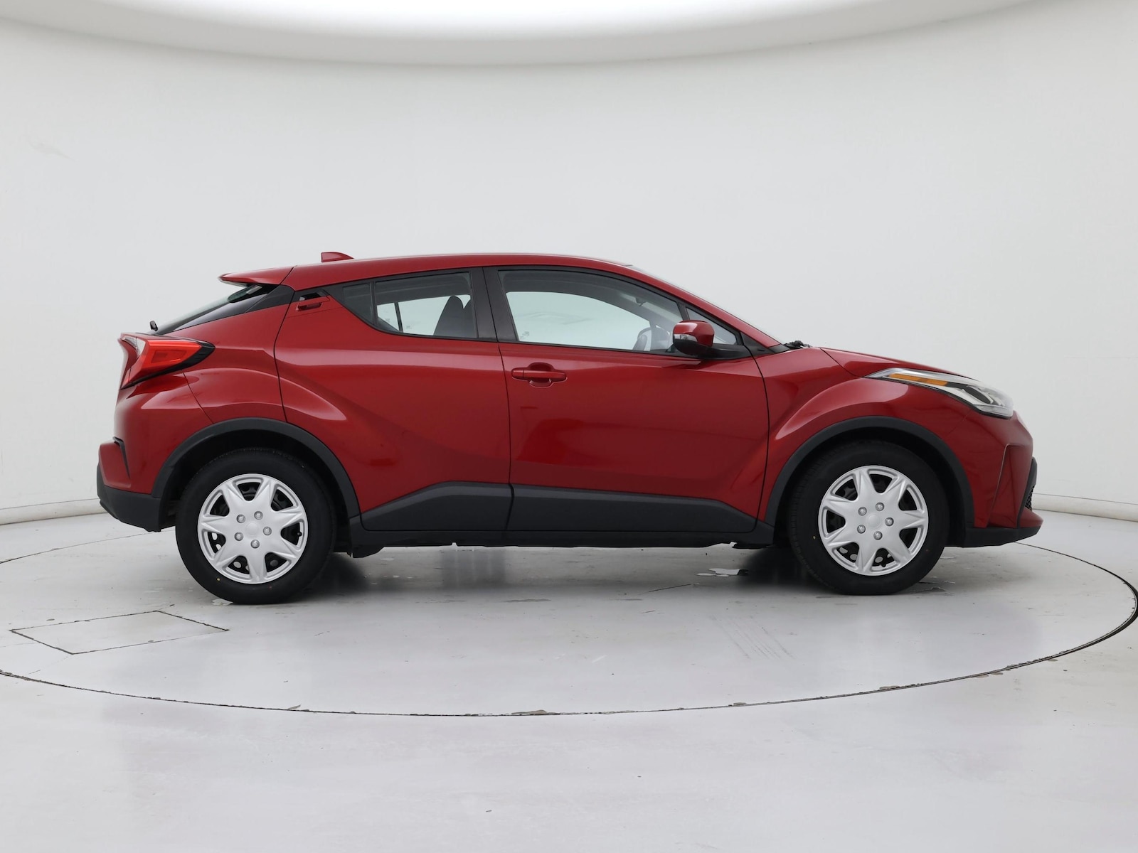 2020 Toyota C-HR LE - Photo 8