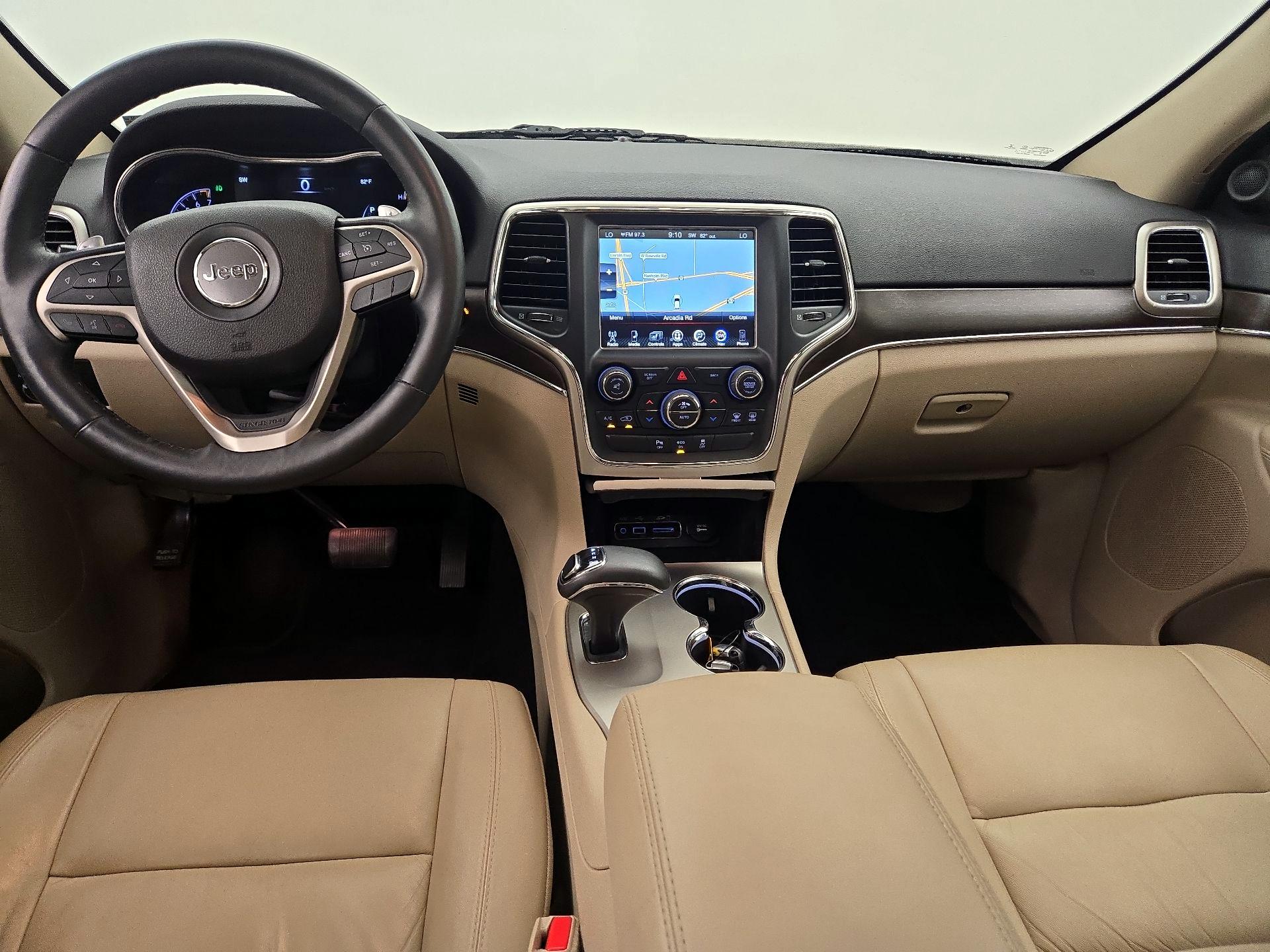 Thumbnail: 2015 Jeep Grand Cherokee - 9