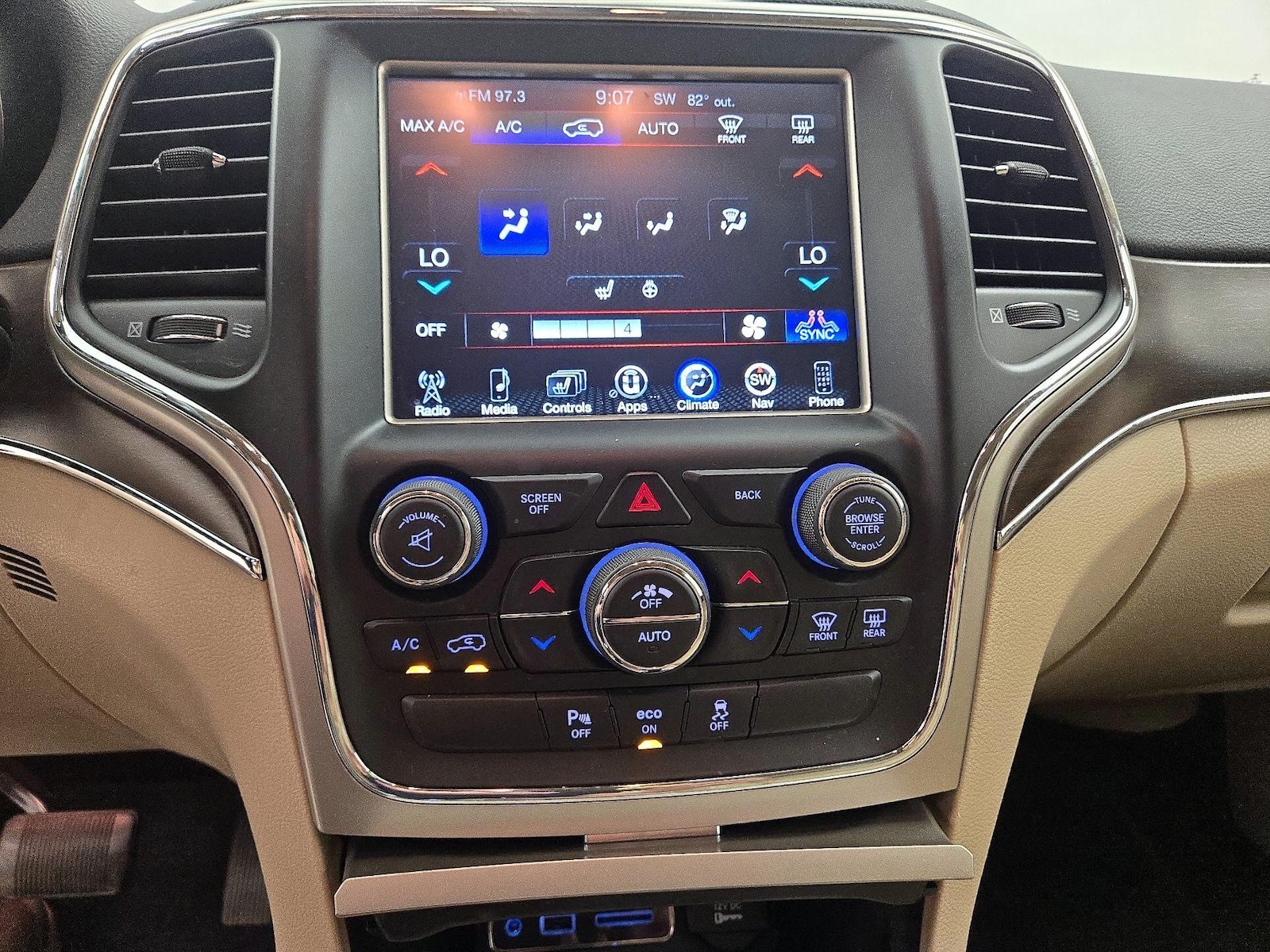 2015 Jeep Grand Cherokee Limited - Photo 18