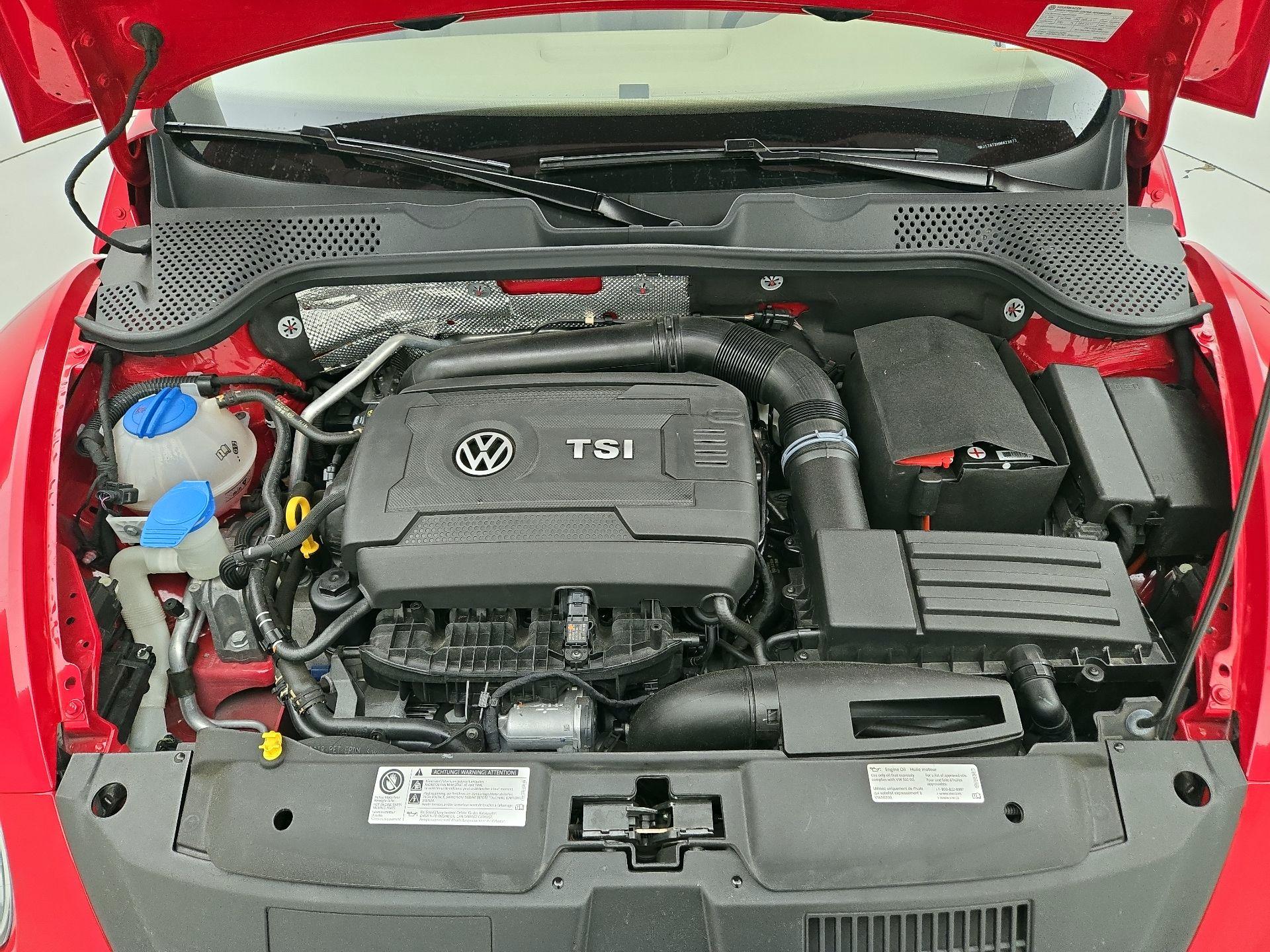 Thumbnail: 2017 Volkswagen Beetle - 20