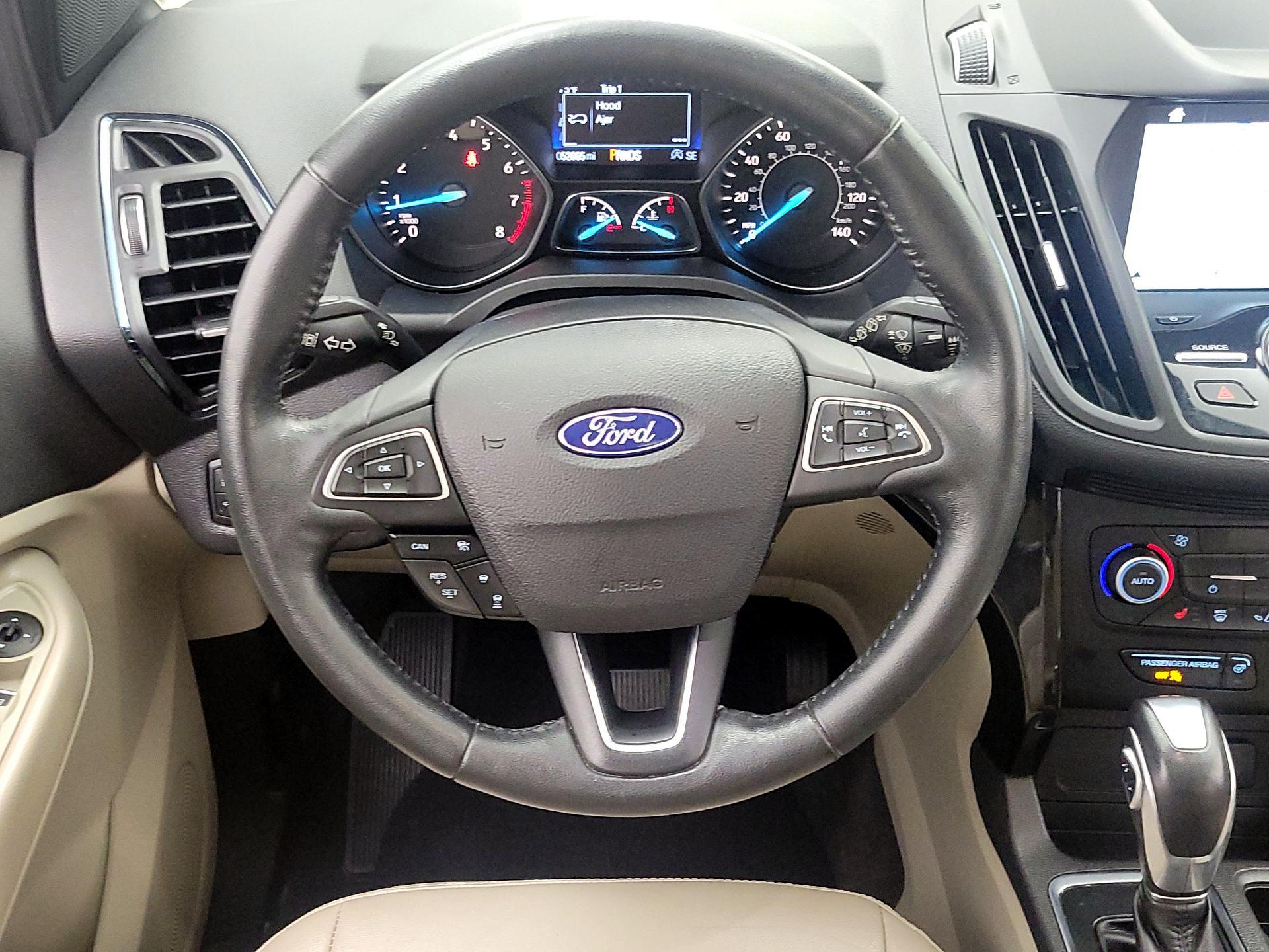 Thumbnail: 2019 Ford Escape - 10