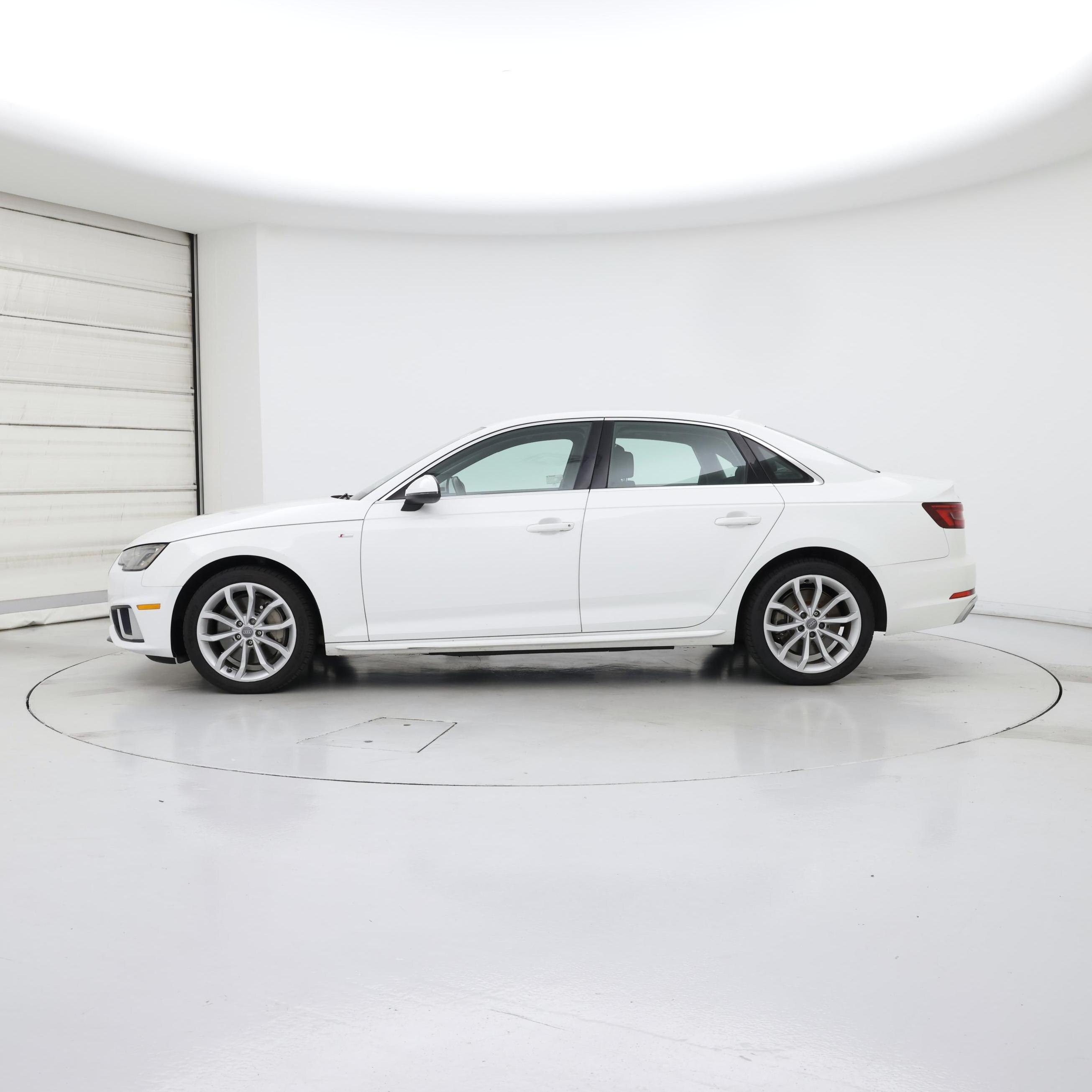 Thumbnail: 2019 Audi A4 - 3
