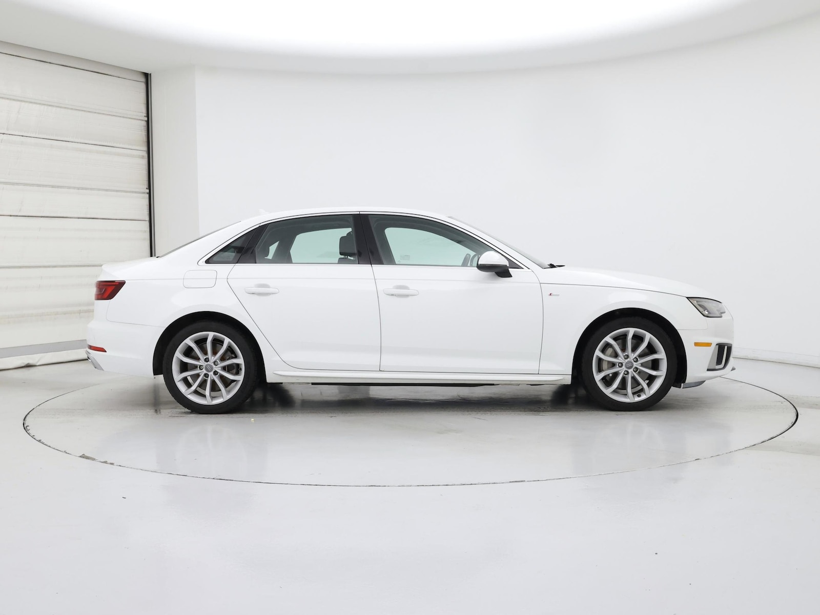 2019 Audi A4 Premium - Photo 8