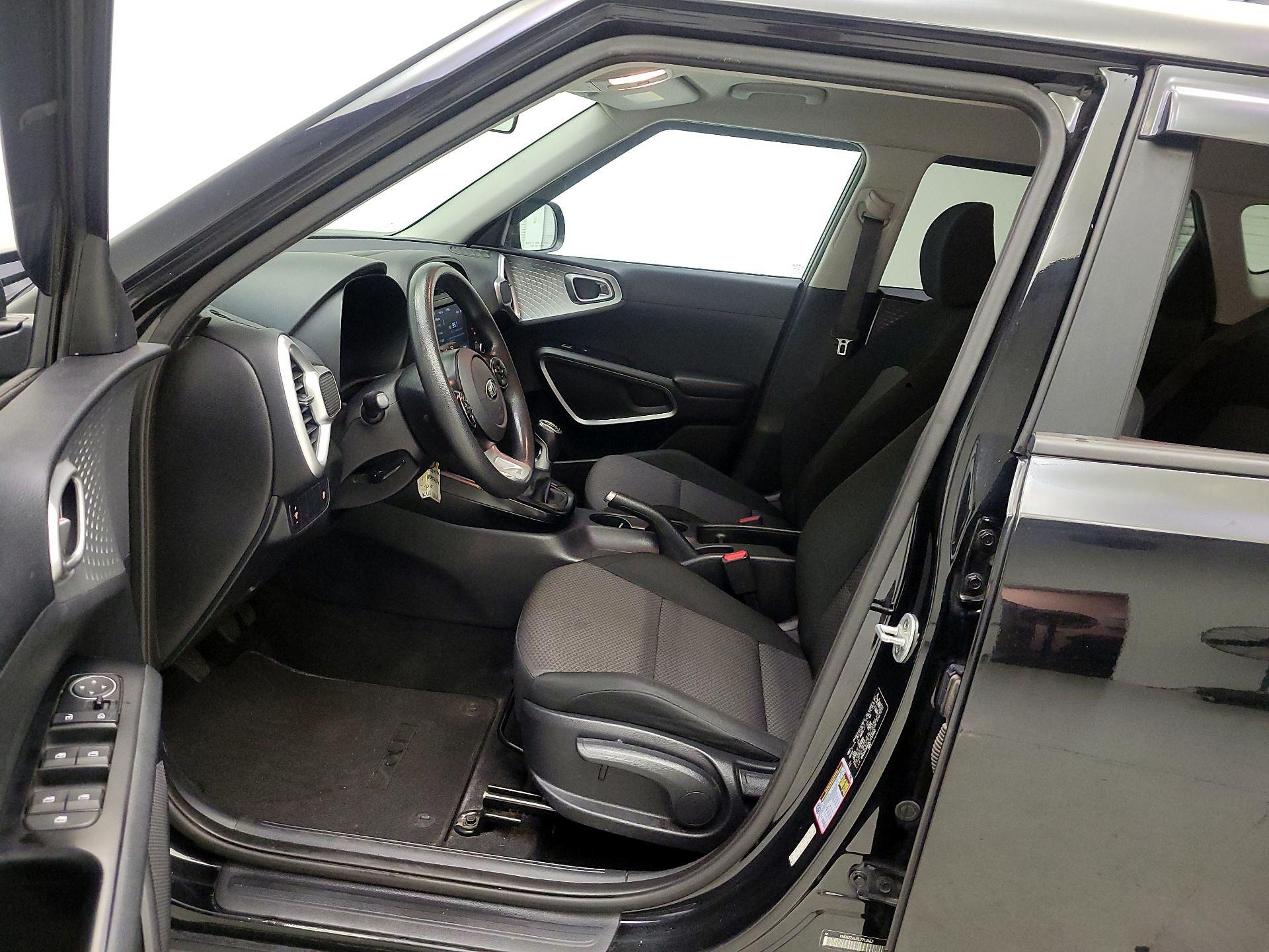 Thumbnail: 2020 Kia Soul - 11