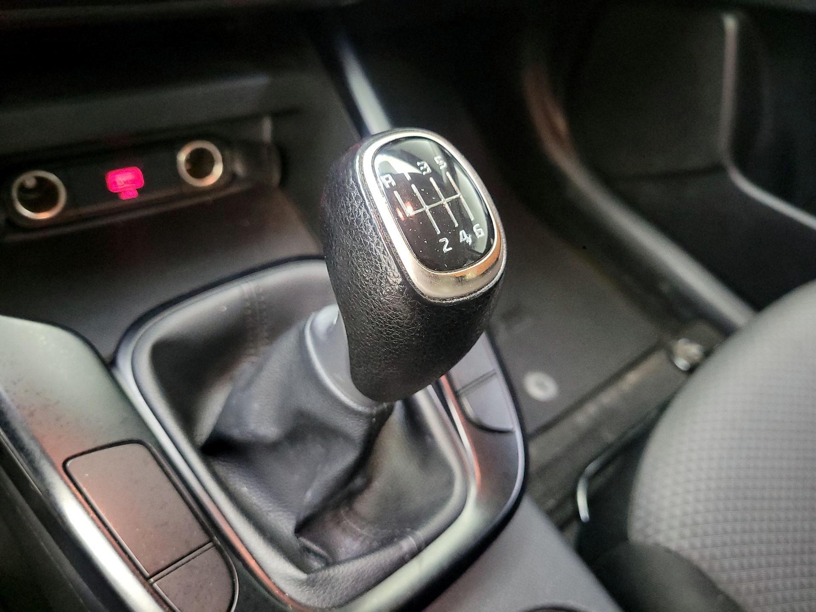 2020 Kia Soul LX - Photo 18