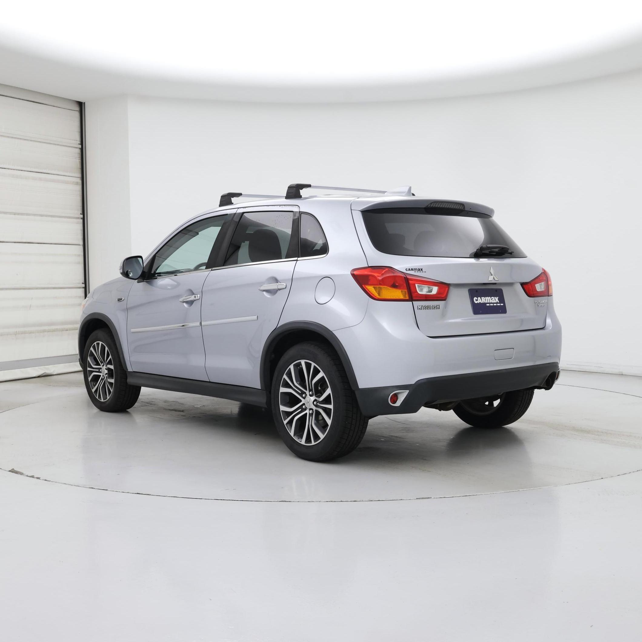 Thumbnail: 2017 Mitsubishi Outlander Sport - 2