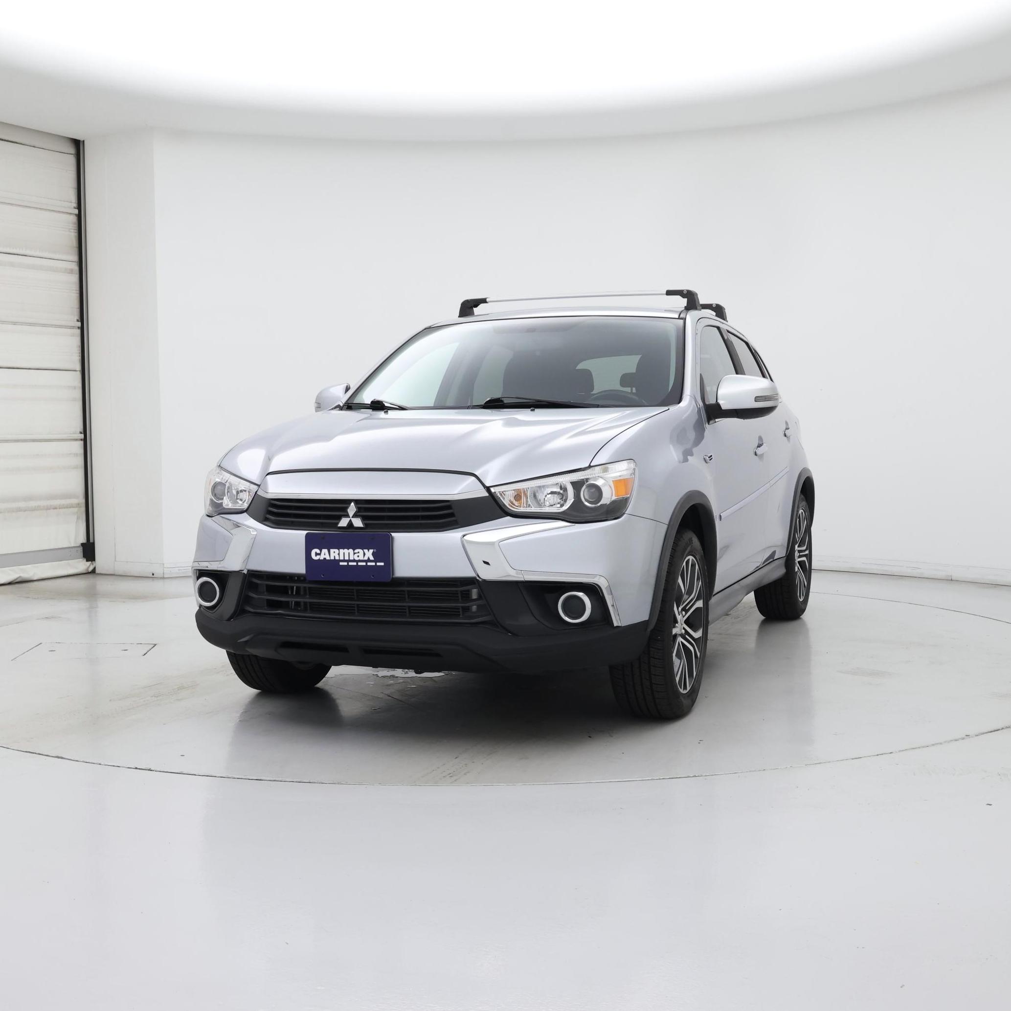 Thumbnail: 2017 Mitsubishi Outlander Sport - 4