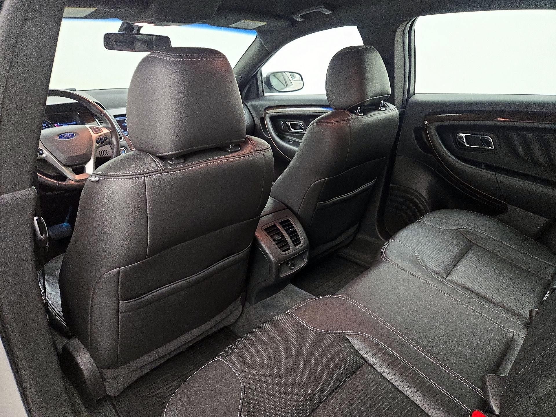 Thumbnail: 2014 Ford Taurus - 19